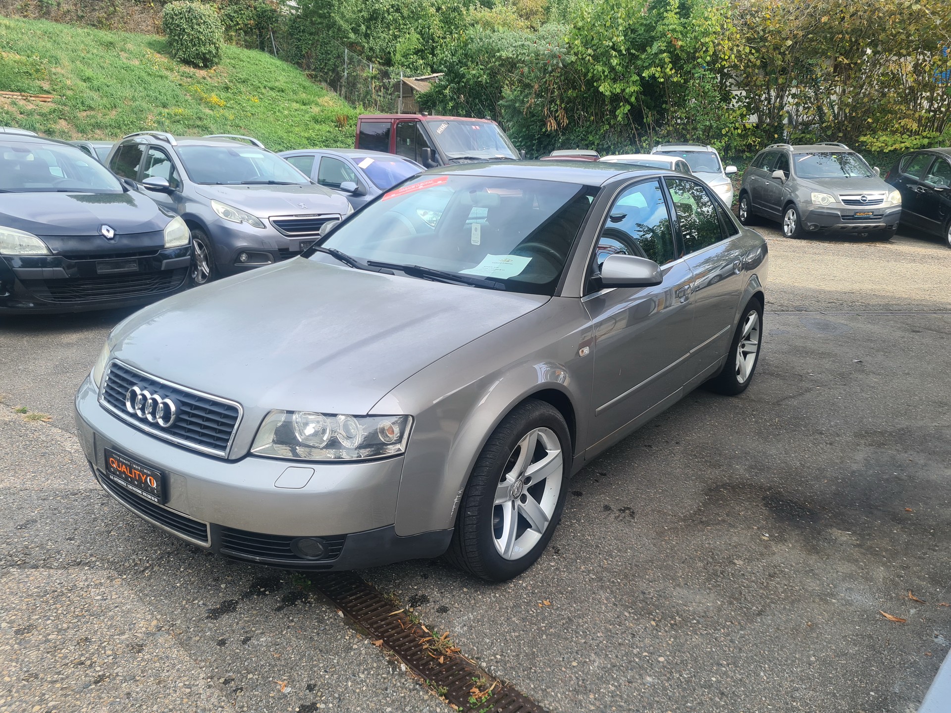 AUDI A4 1.8T-image-1