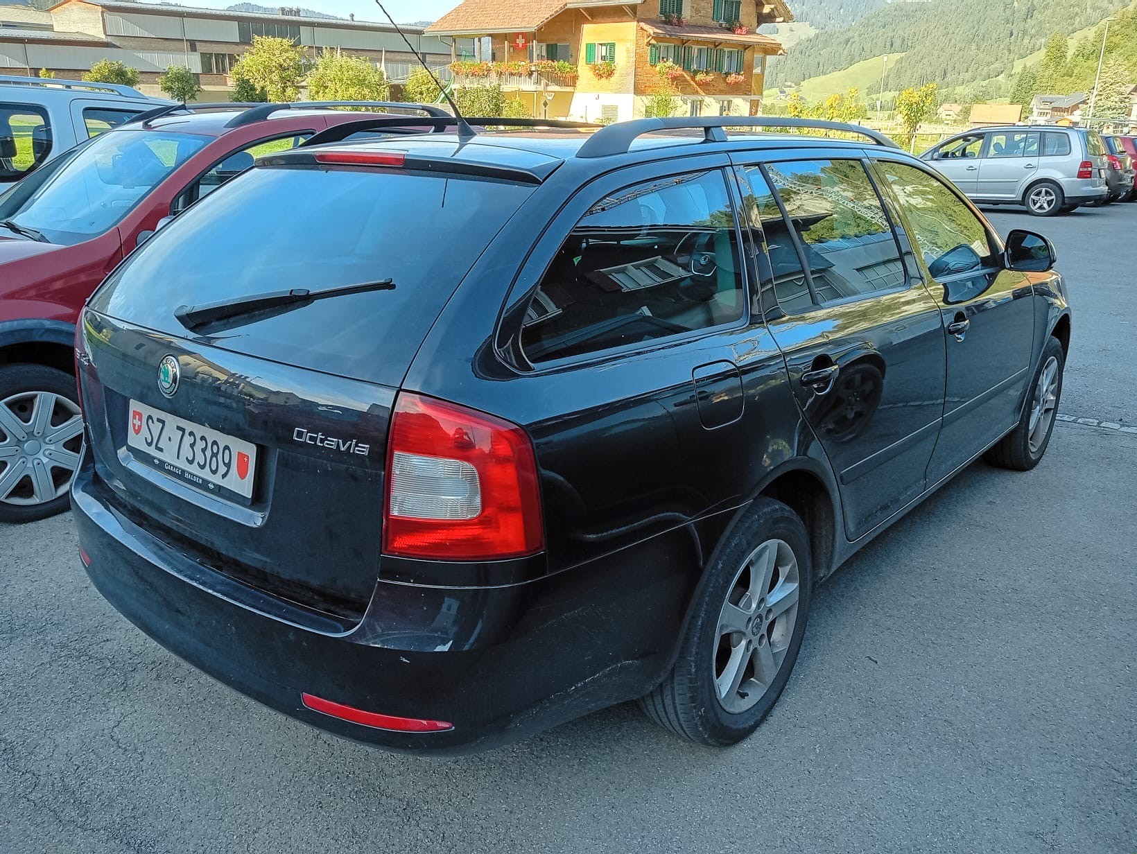 SKODA Octavia Combi 1.8 TSI Ambition 4x4-image-3