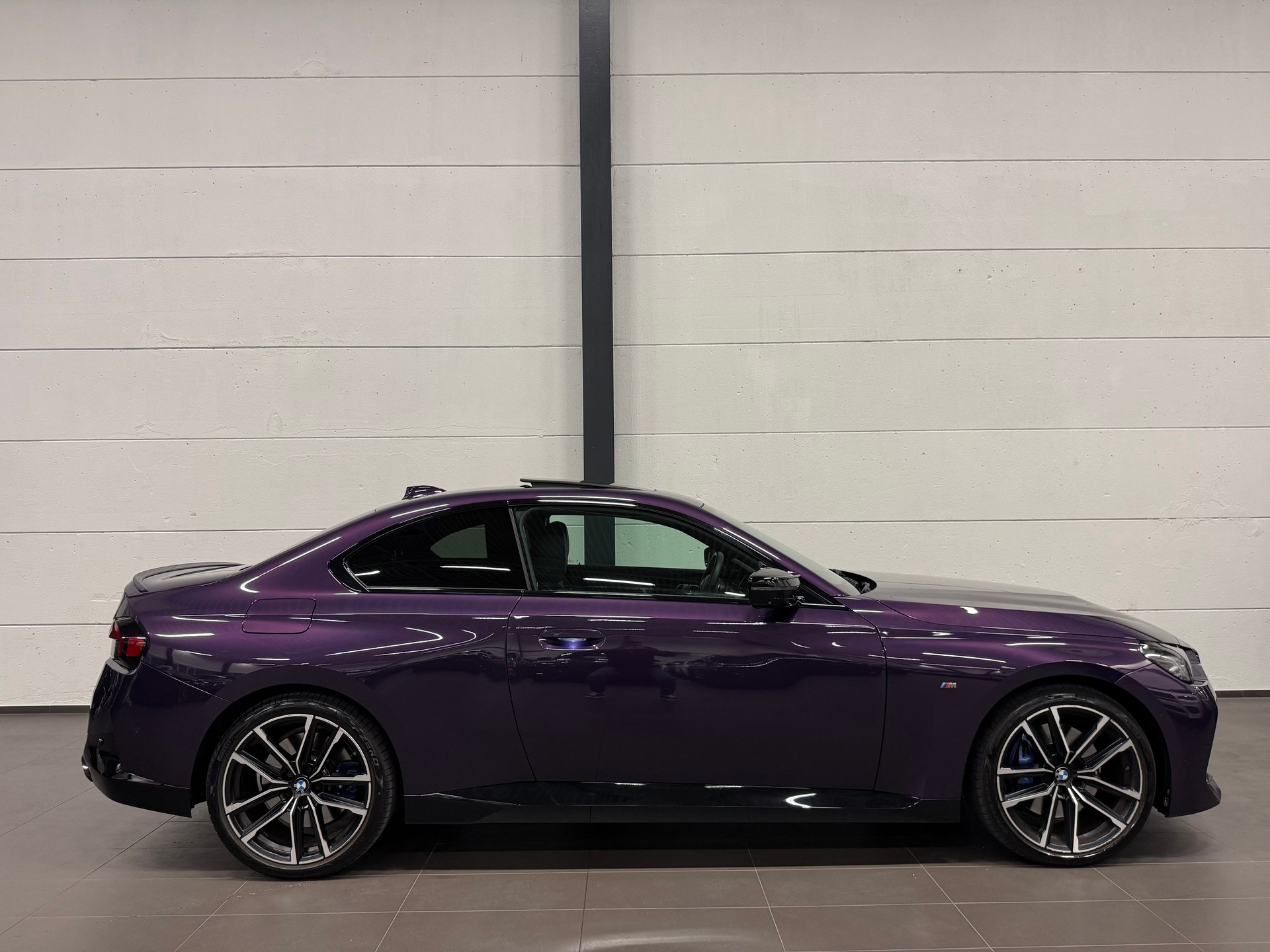 BMW M240i xDrive Steptronic-image-8