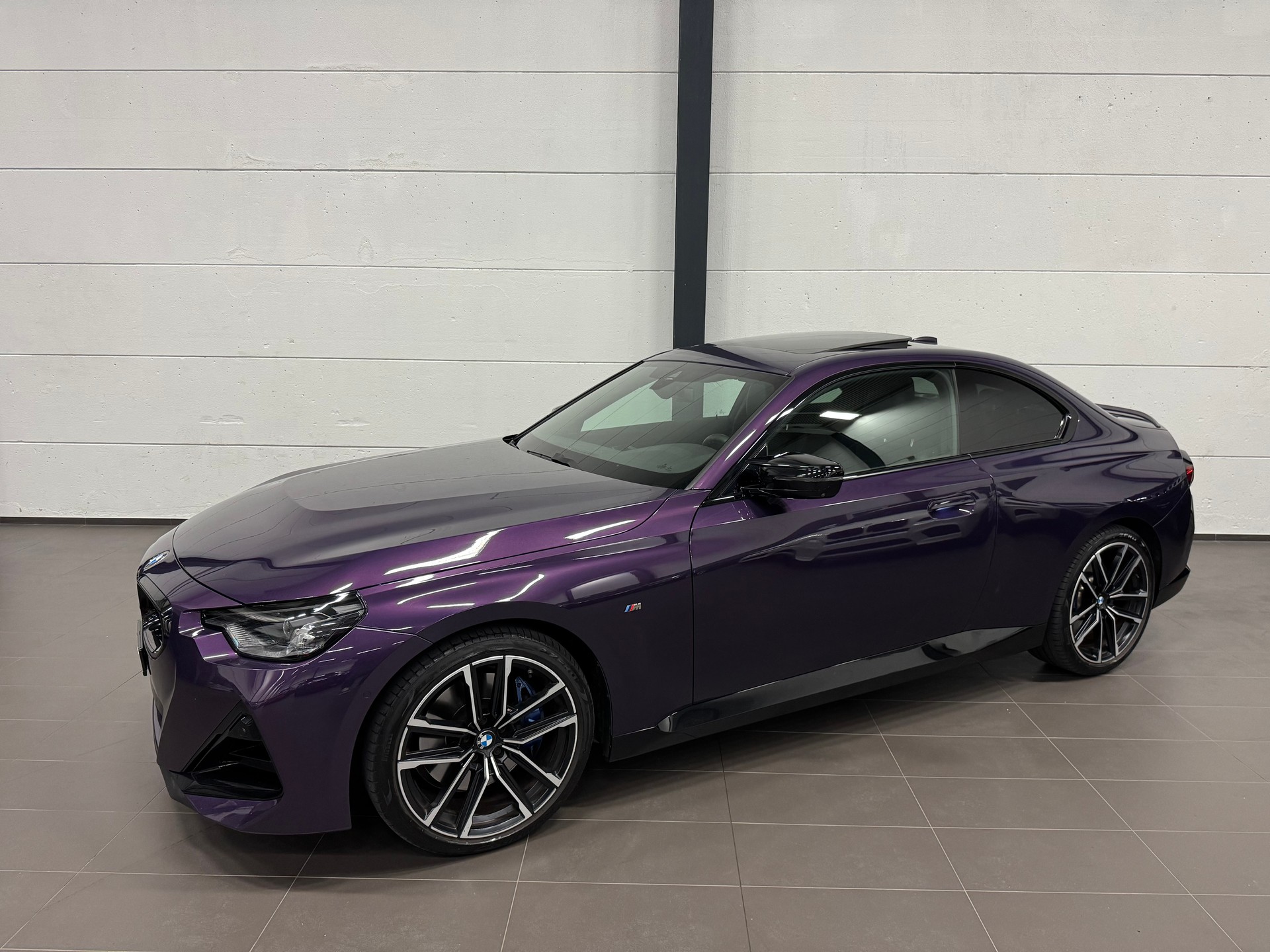 BMW M240i xDrive Steptronic-image-2