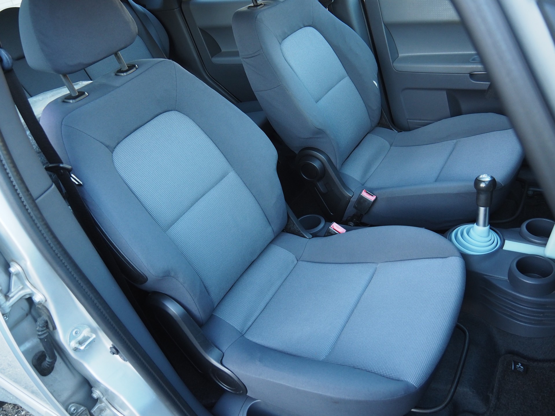MITSUBISHI Colt 1.3 16V Invite-image-14