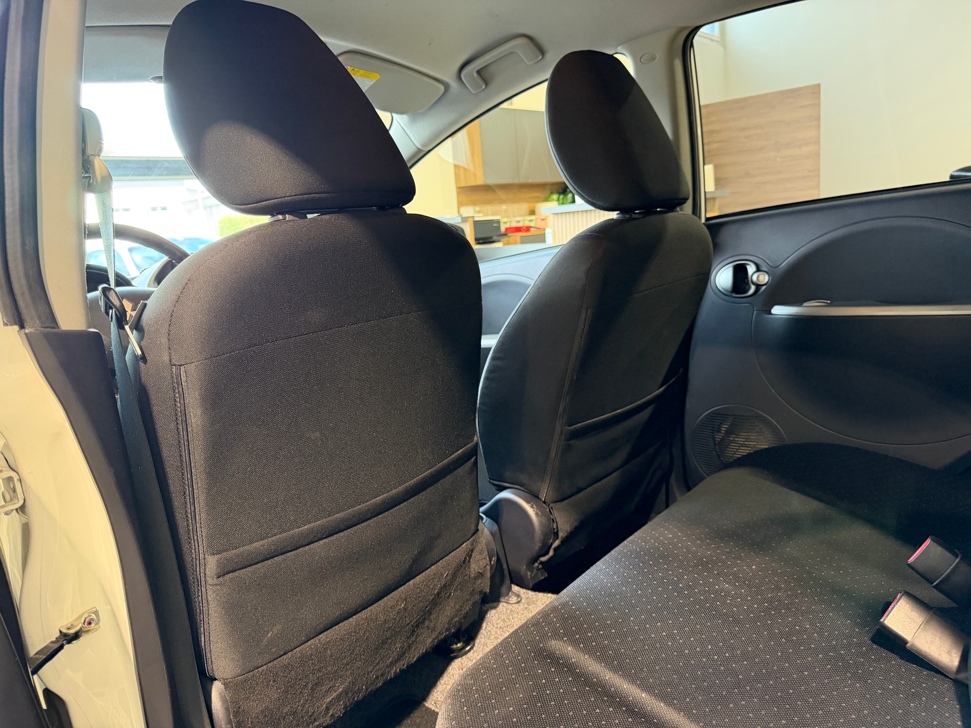 MITSUBISHI i MiEV-image-11