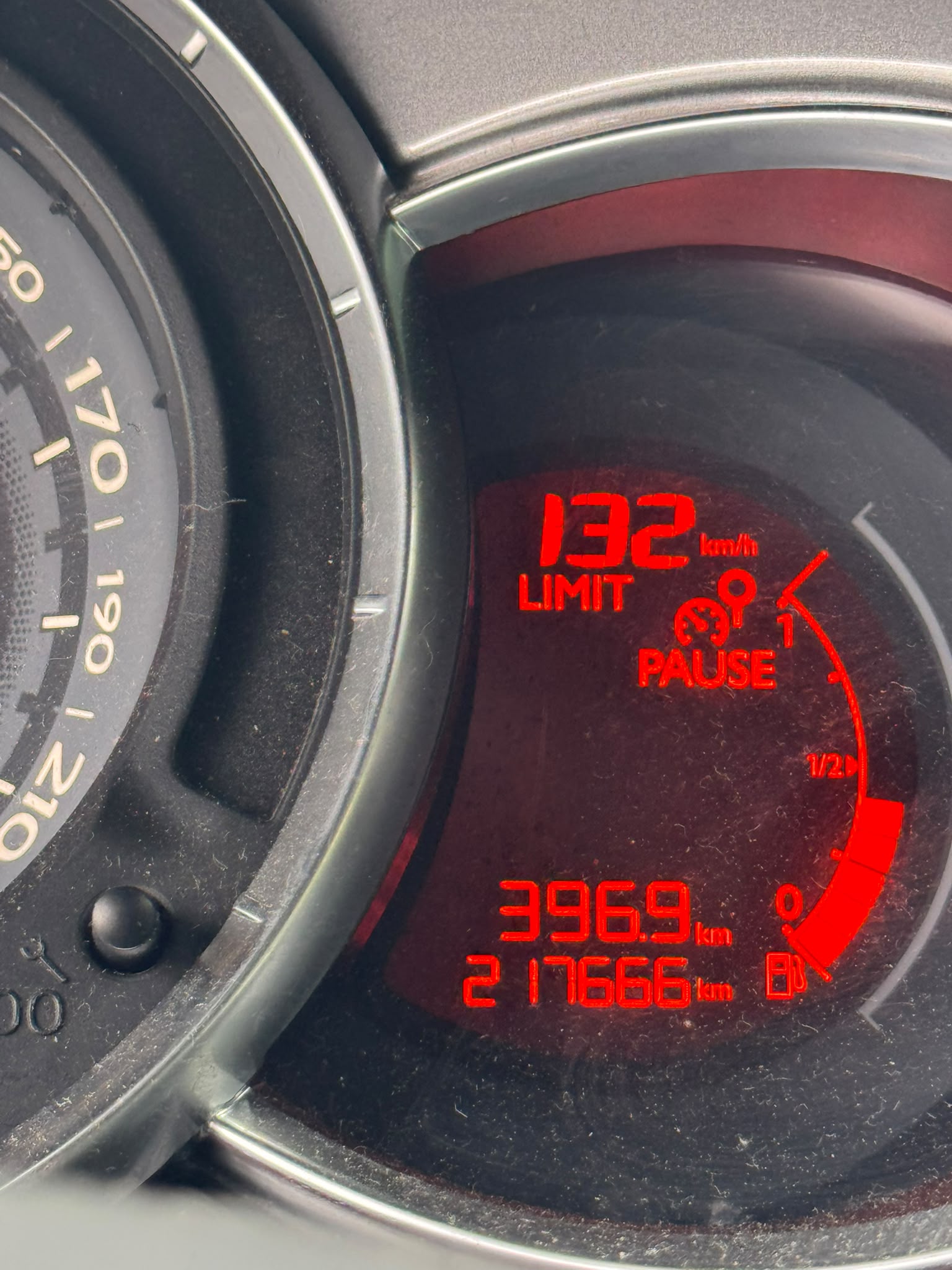DS AUTOMOBILES DS3 1.4 VTi Chic-image-9
