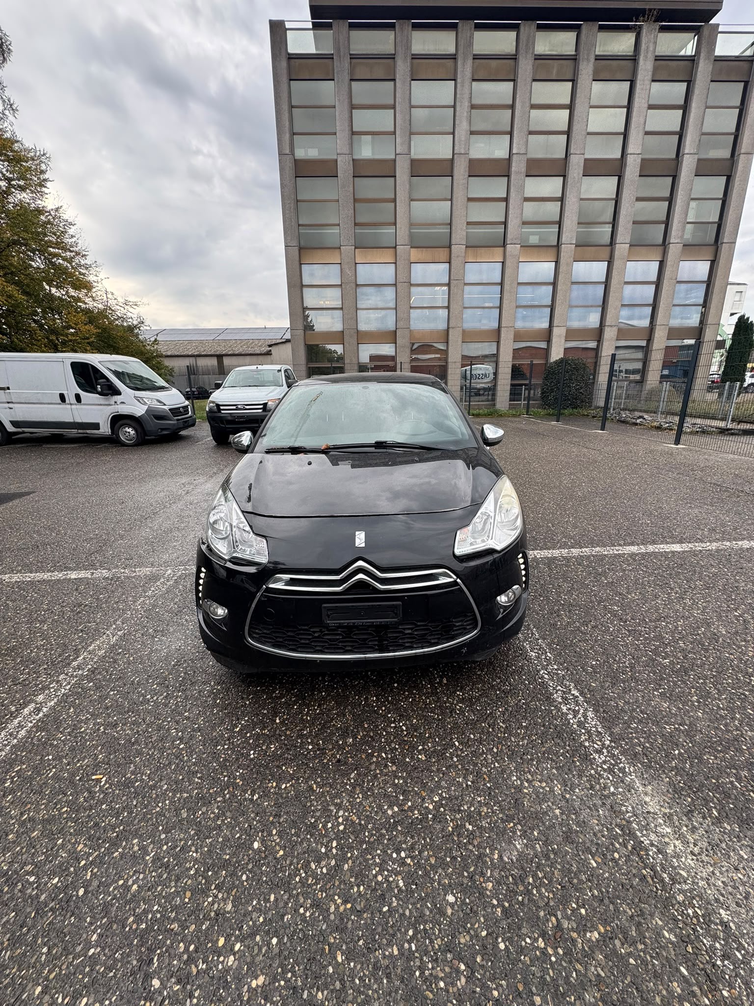 Car photo