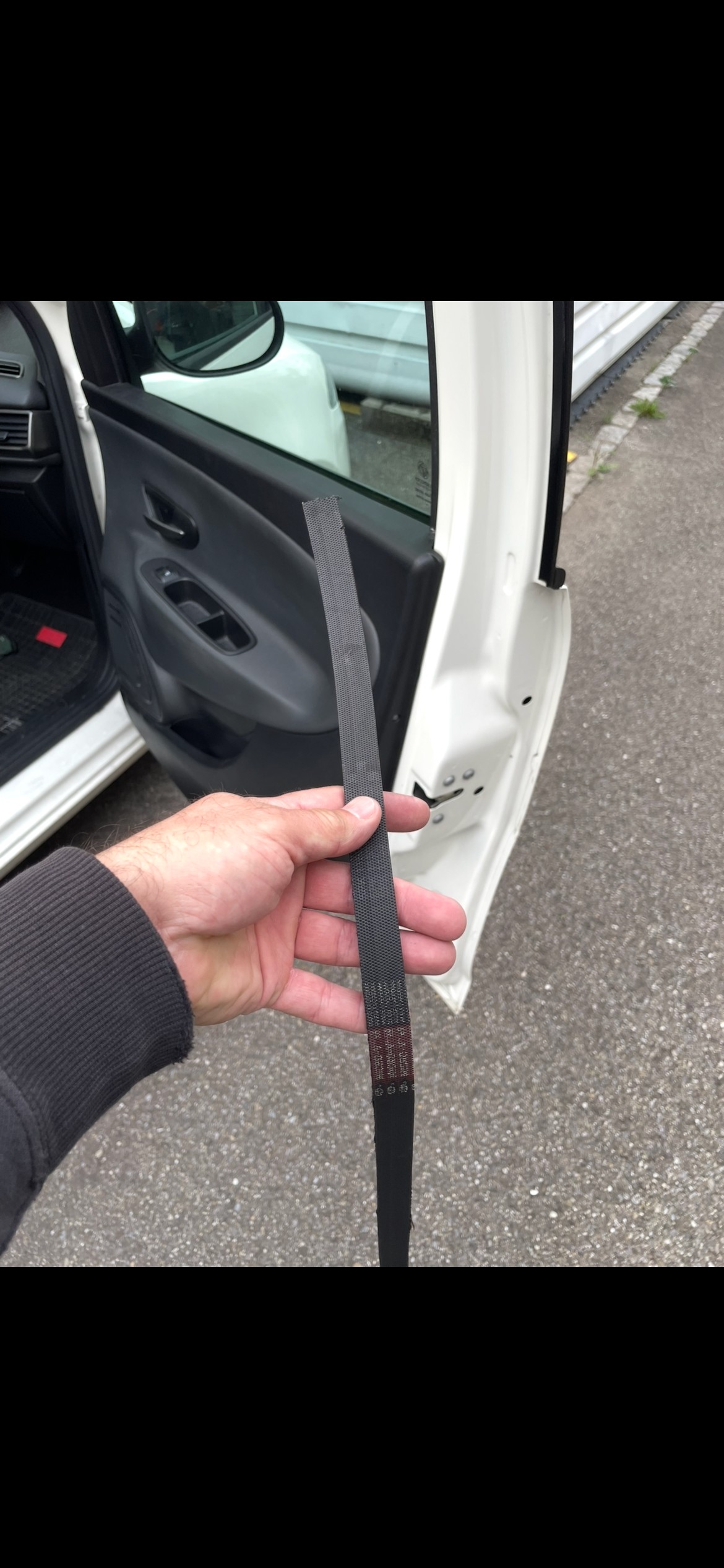 LANCIA YPSILON-image-3