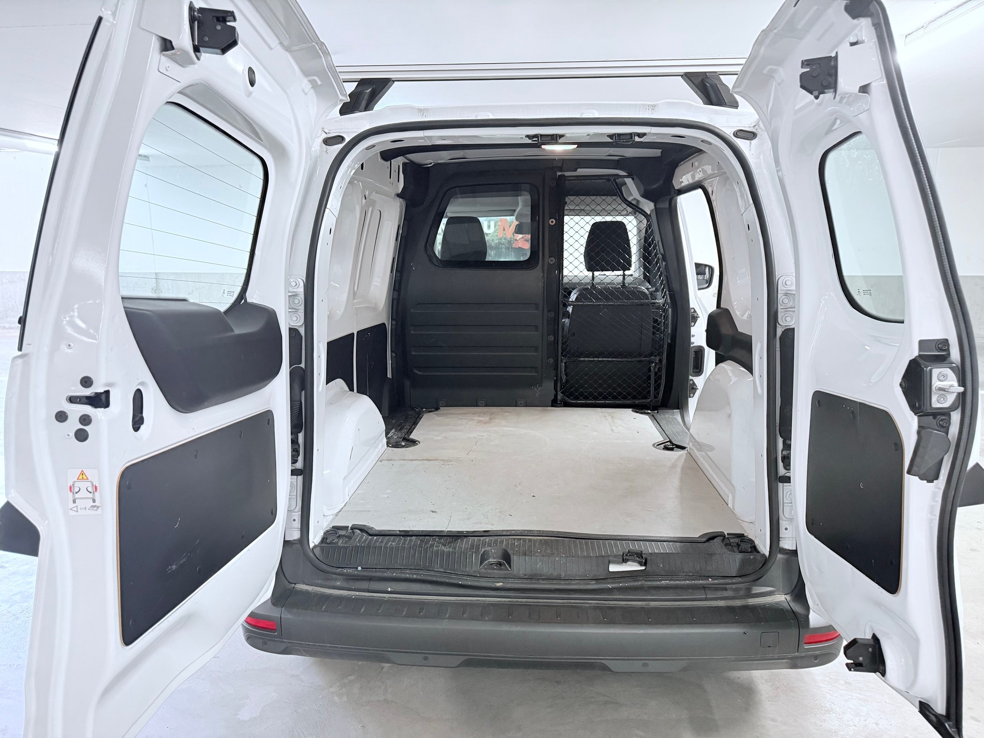 RENAULT Kangoo Van 1.3 TCe 130 PS Automat Klima-image-4