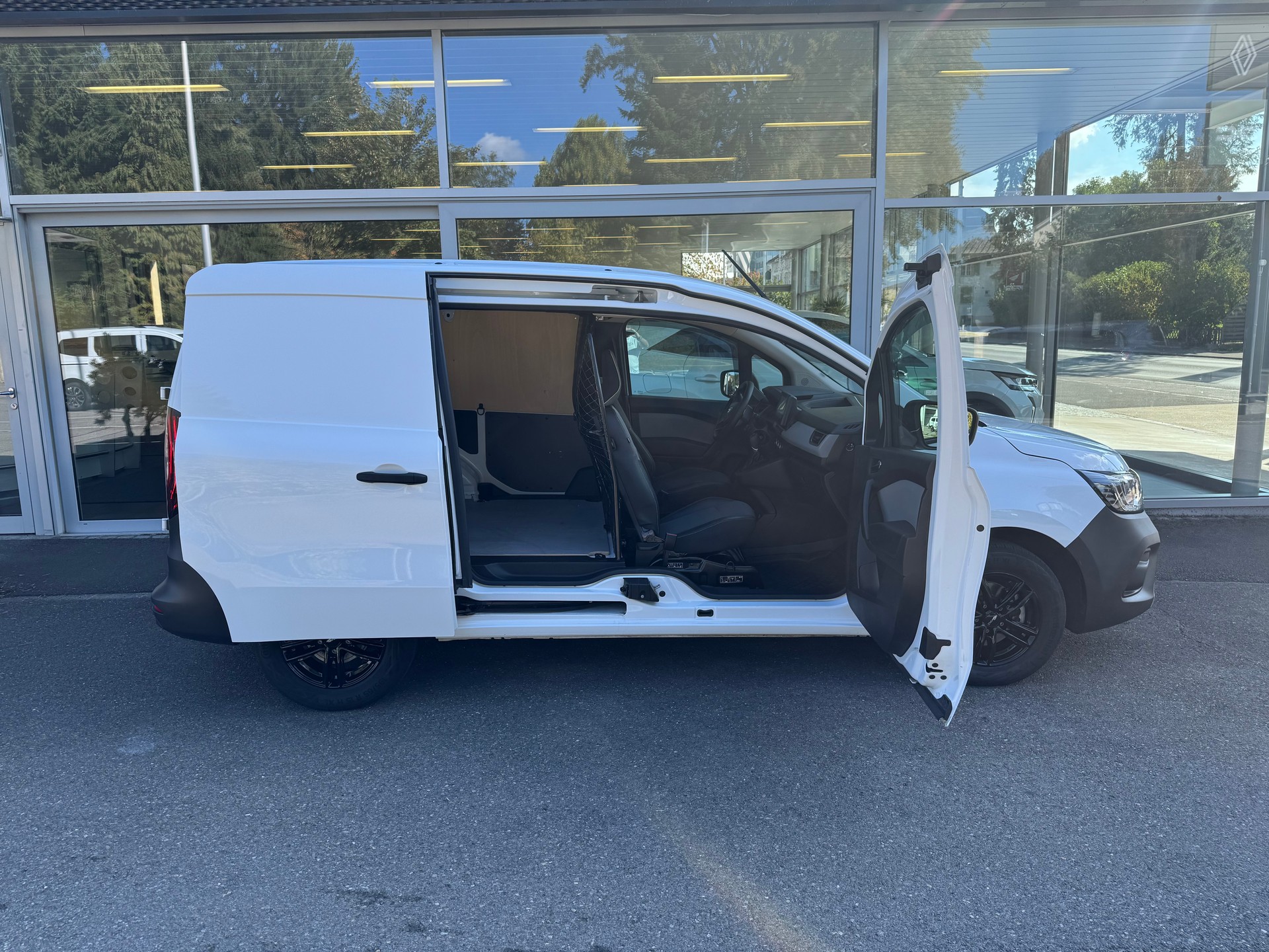 RENAULT Kangoo Van 1.3TCe Open Sesame 130 PF Extra EDC-image-2
