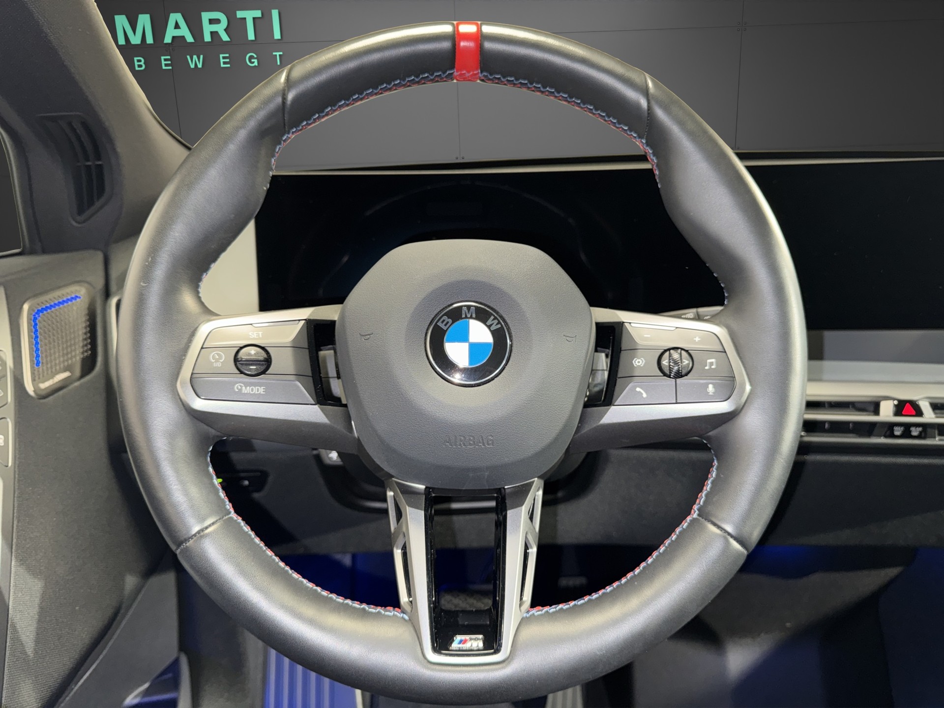 BMW iX M60-image-14