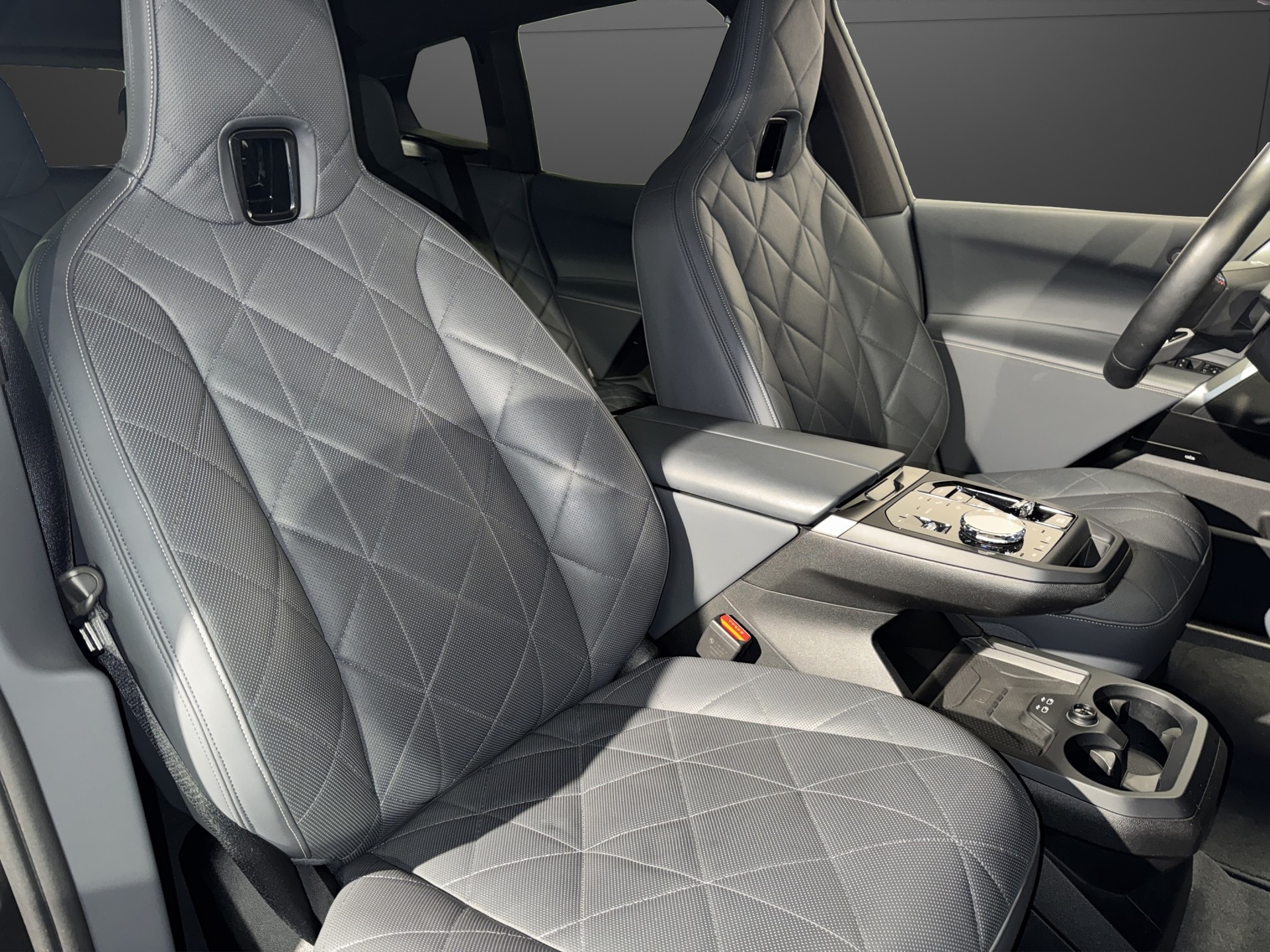 BMW iX M60-image-18