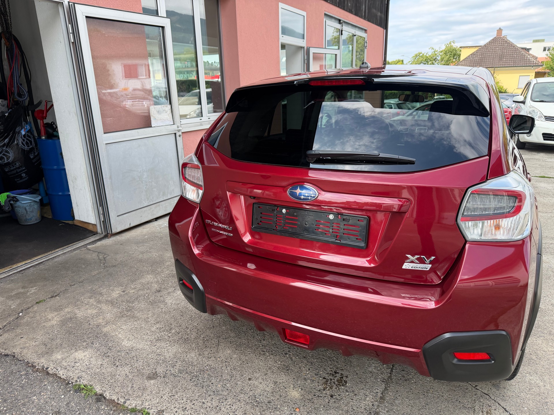 SUBARU XV 2.0 Swiss Two AWD CVT-image-3