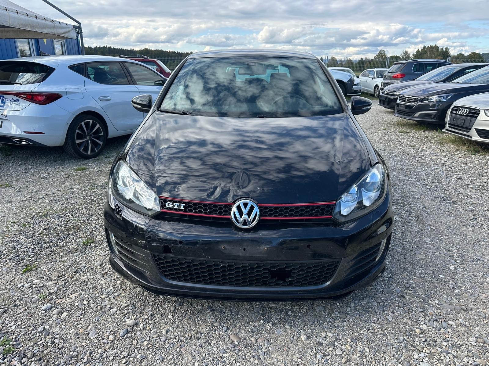 VW Golf 2.0 TSI GTI Edition 35-image-1