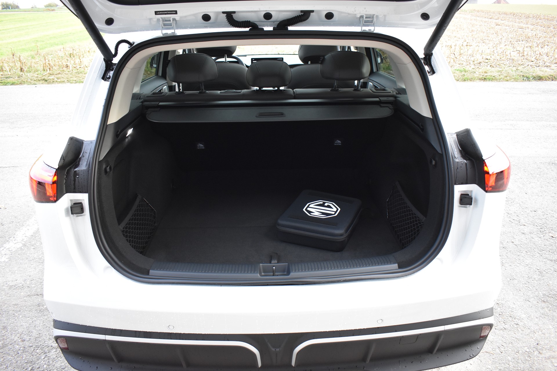 MG S6 EV 77kWh Luxury AWD-image-7