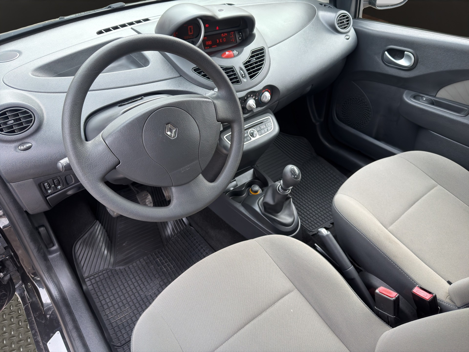 RENAULT Twingo 1.2 16V Dynamique-image-8