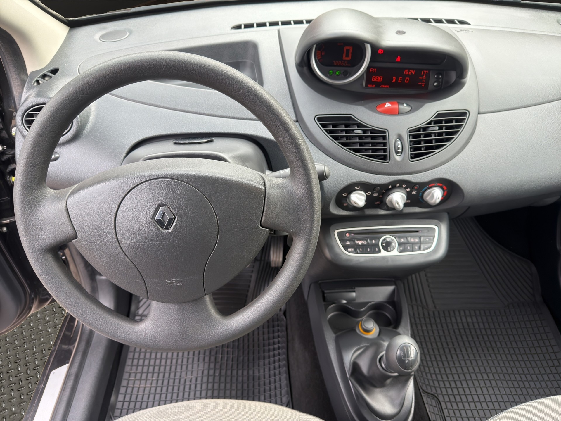 RENAULT Twingo 1.2 16V Dynamique-image-12