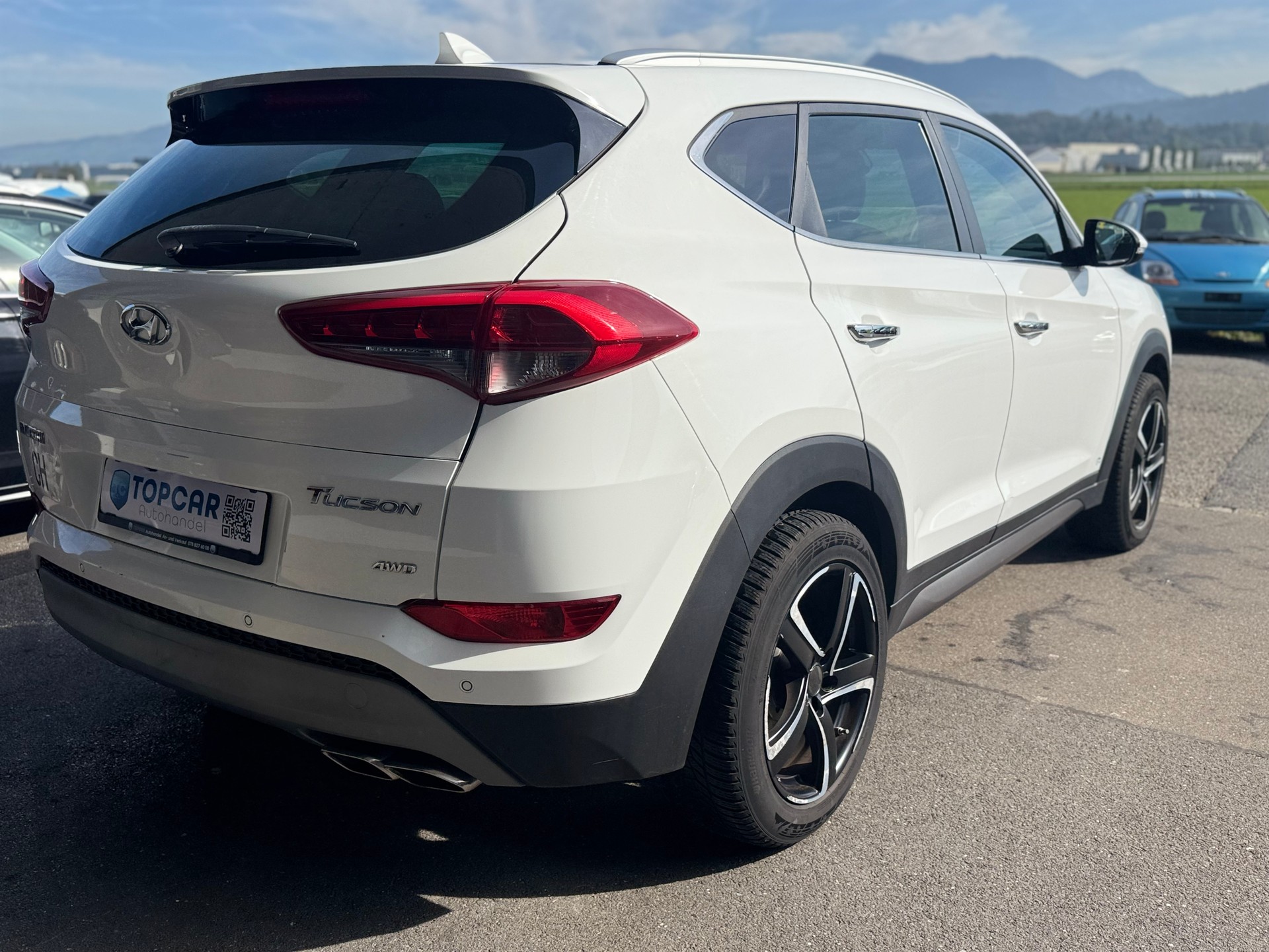 HYUNDAI Tucson 2.0 CRDI Vertex 4WD-image-3