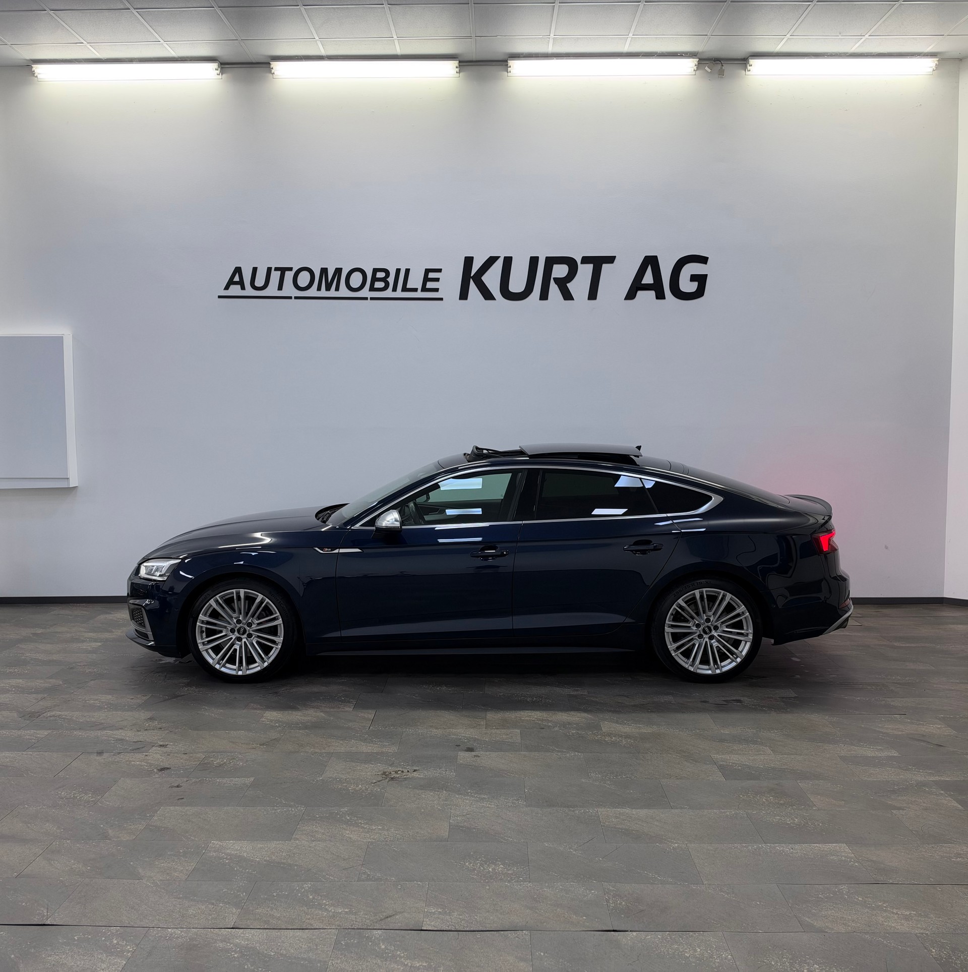 AUDI S5 Sportback 3.0 TFSI quattro tiptronic-image-2