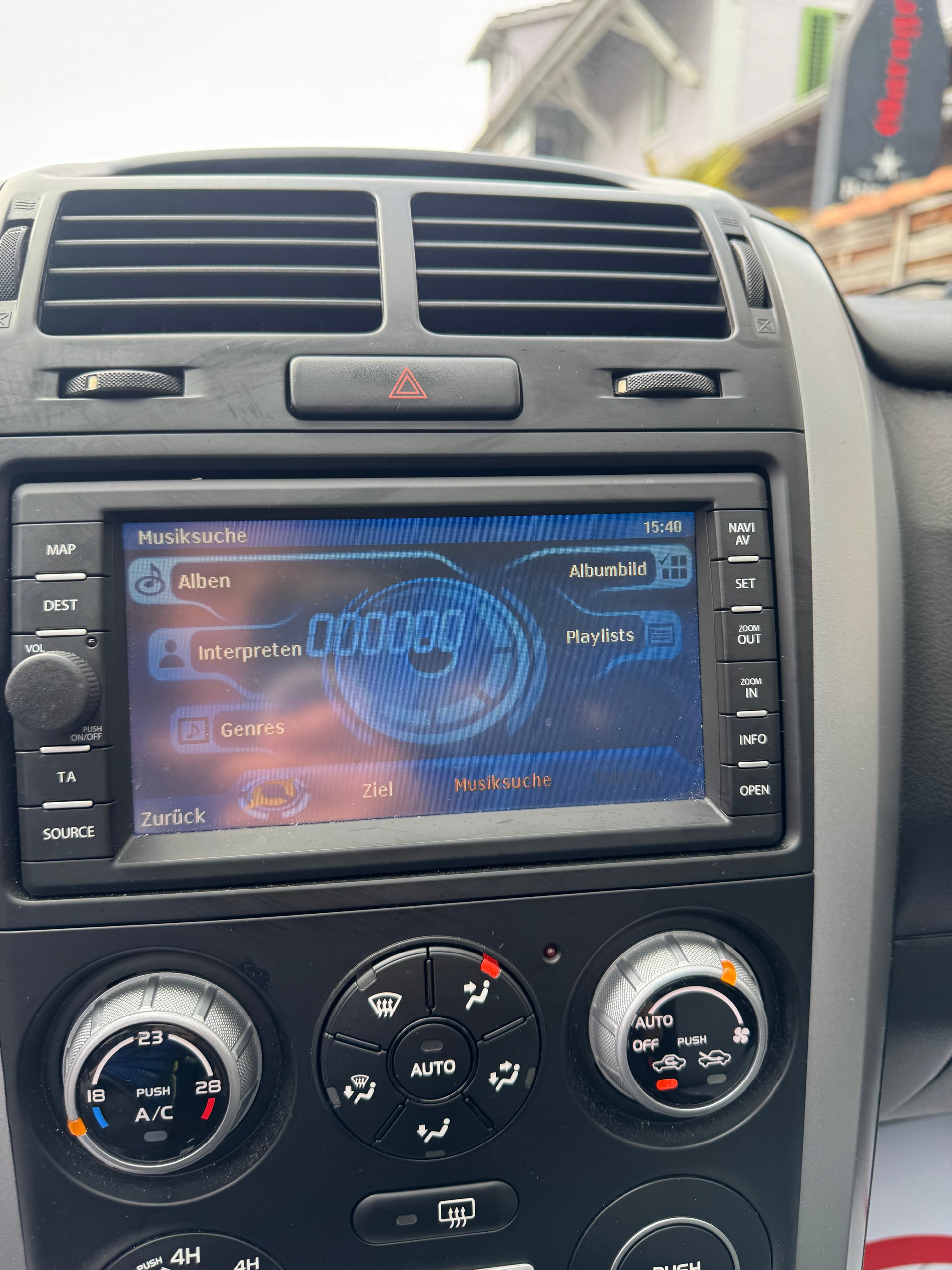 SUZUKI Grand Vitara 2.0 LIMITED-image-14