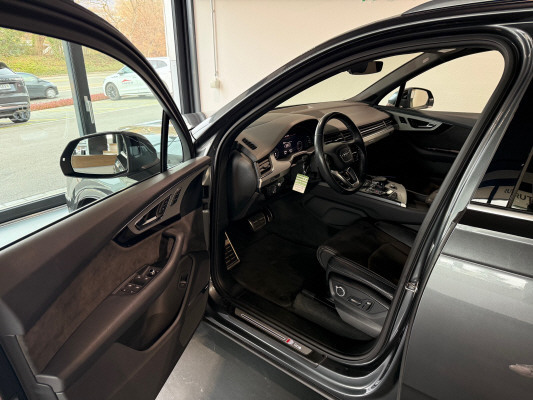 AUDI Q7 50 TDI quattro-image-6