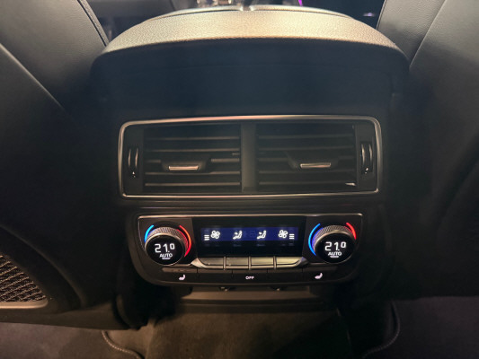 AUDI Q7 50 TDI quattro-image-13