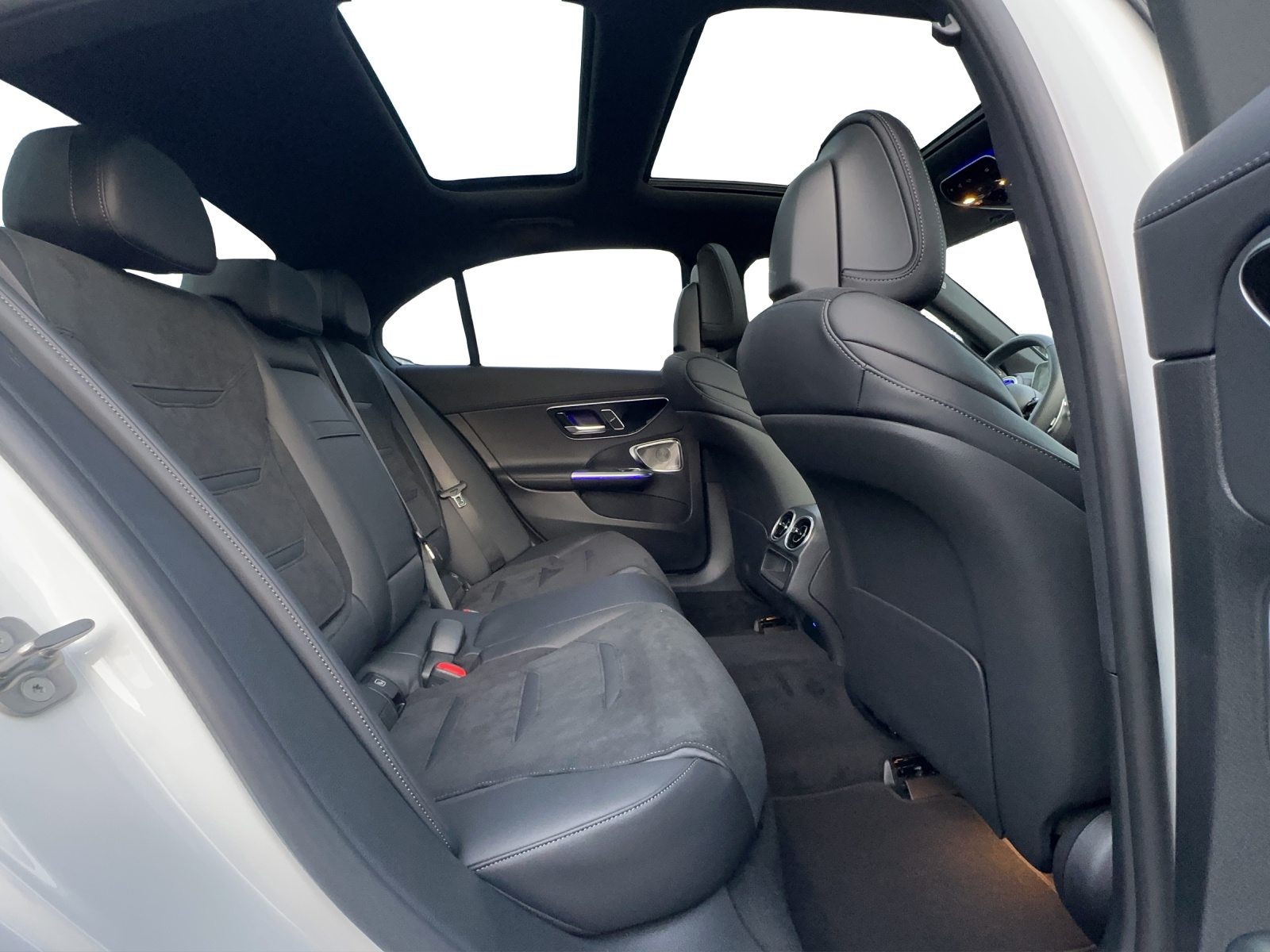 MERCEDES-BENZ C 63 S AMG 4M E Perf.-image-18