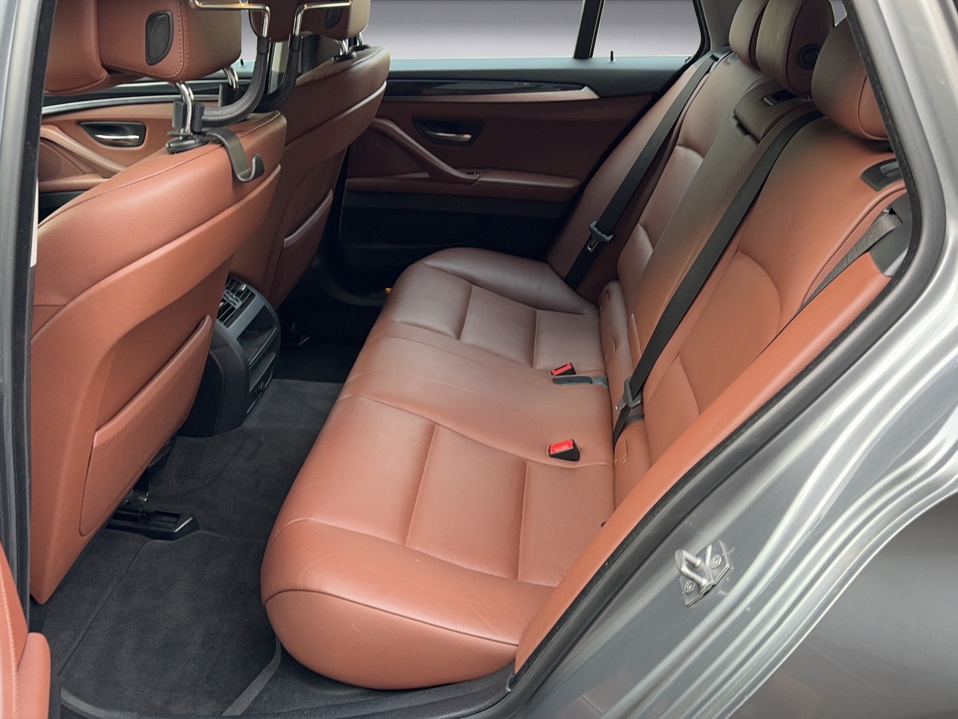 BMW 525d xDrive Touring Steptronic-image-9