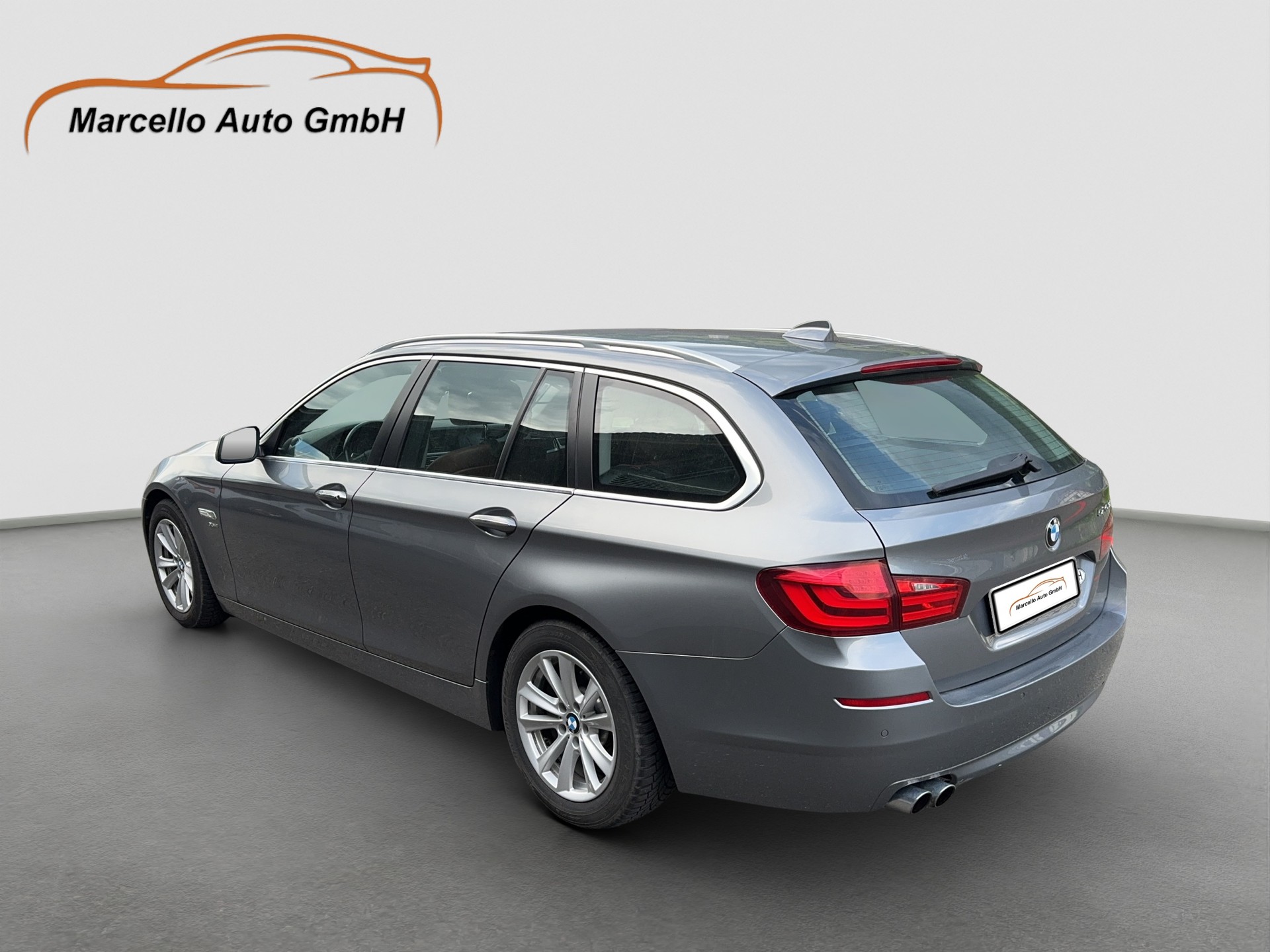 BMW 525d xDrive Touring Steptronic-image-11