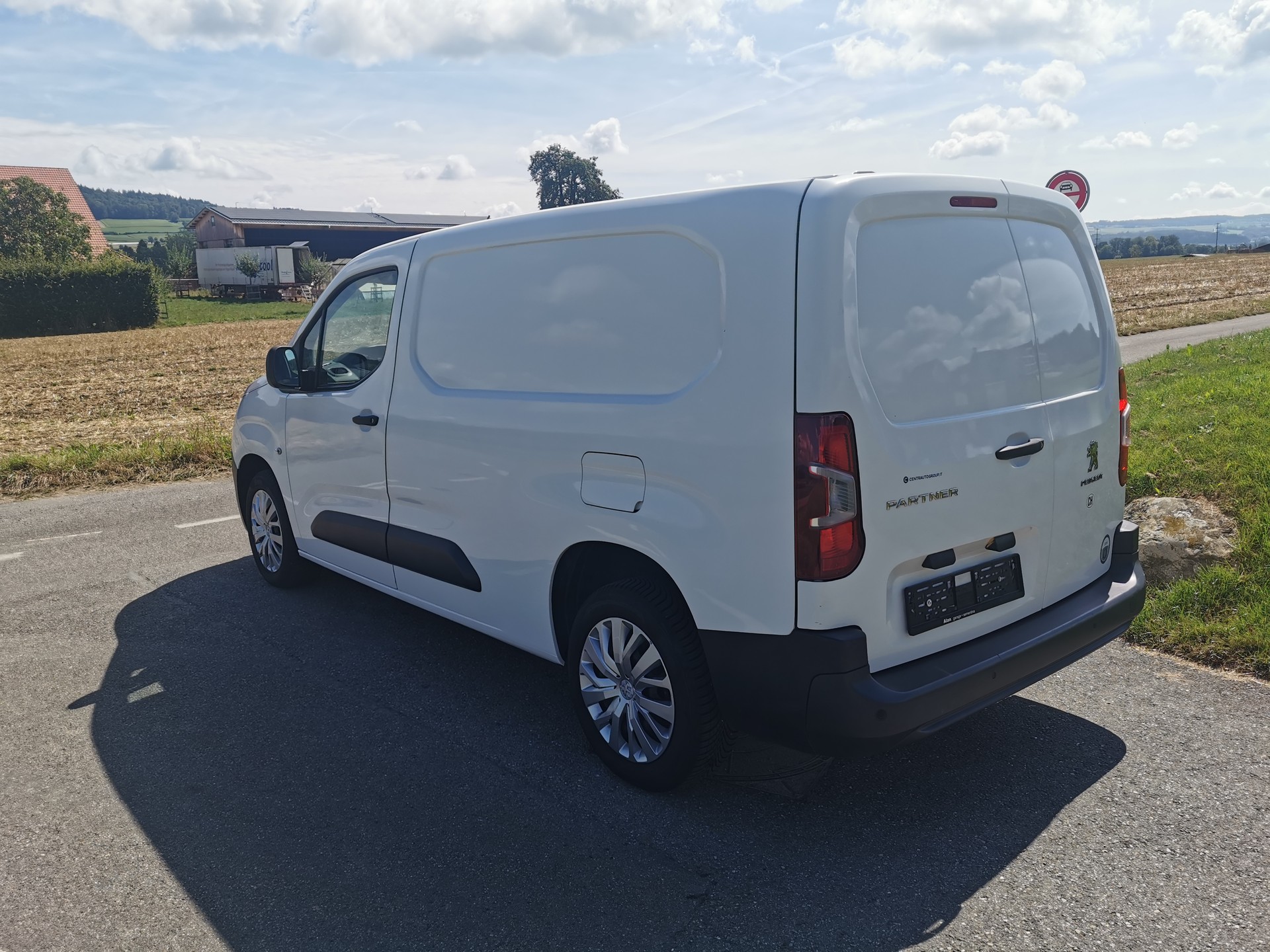 PEUGEOT Partner 1.6 Blue HDi s/s Asphalt Long 1000kg-image-2