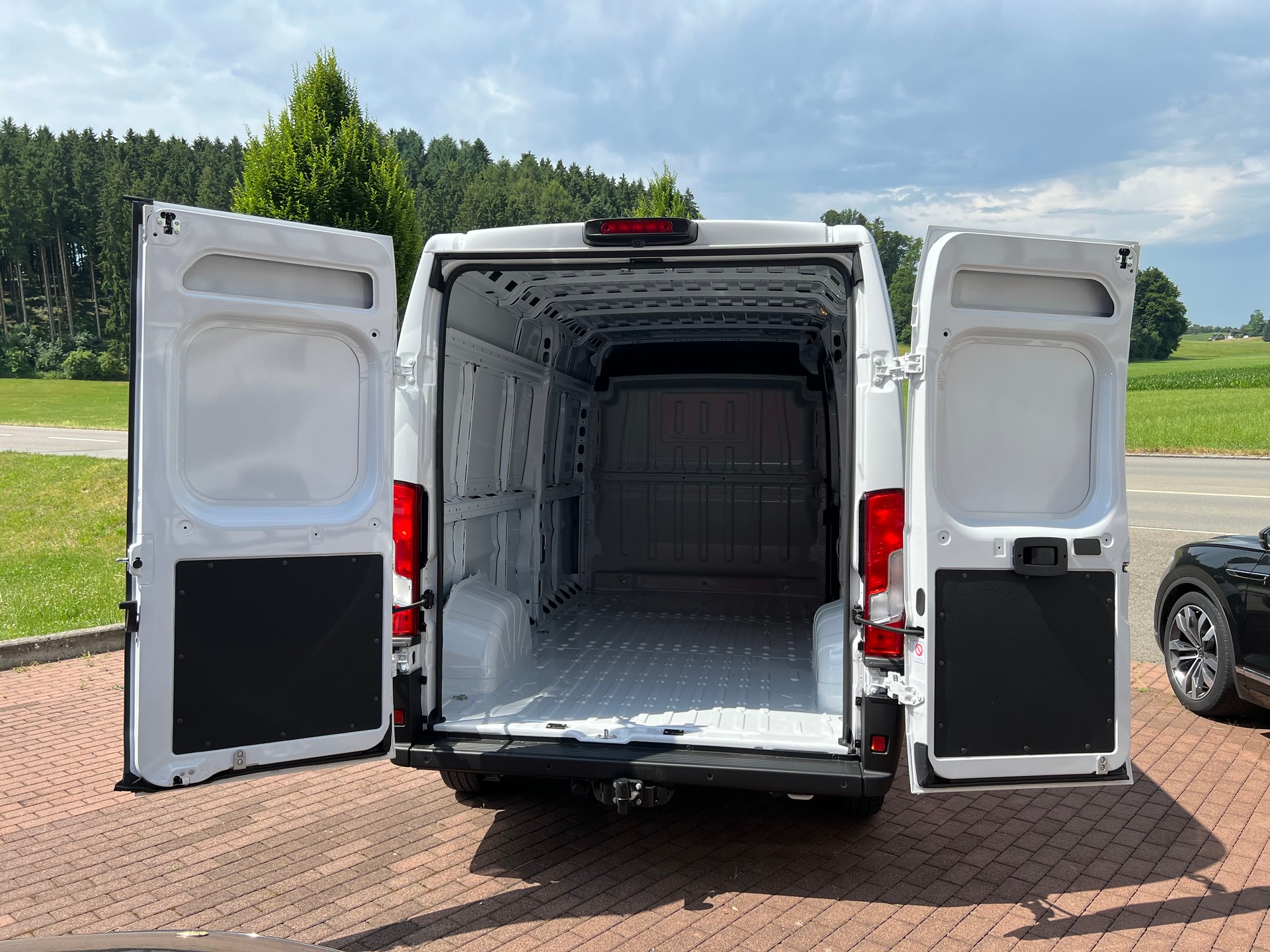 FIAT Ducato 35 L3H2 Pro Neues Model-image-10