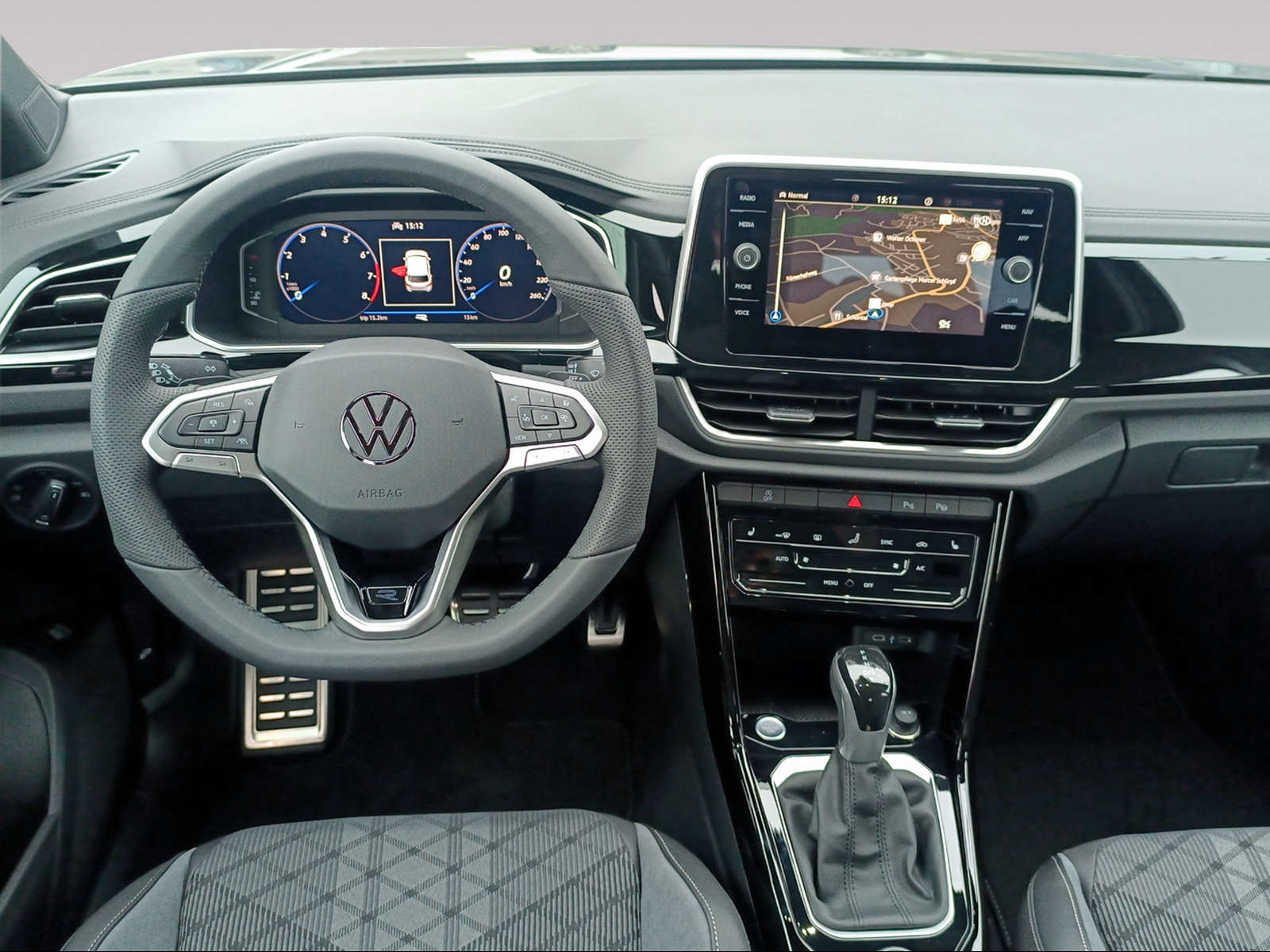 VW T-Roc 2.0 TSI R-Line DSG 4Motion-image-8