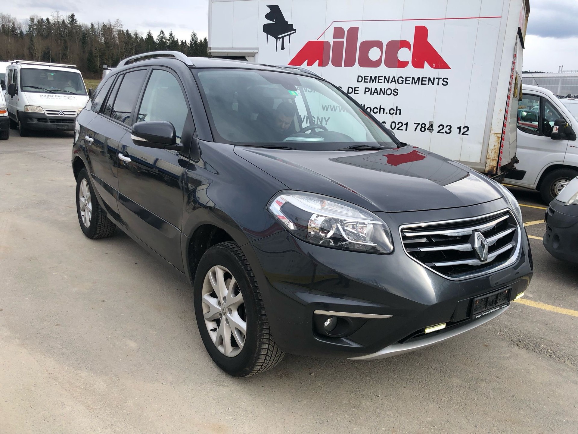 RENAULT Koleos 2.5 Expression 4x4-image-0