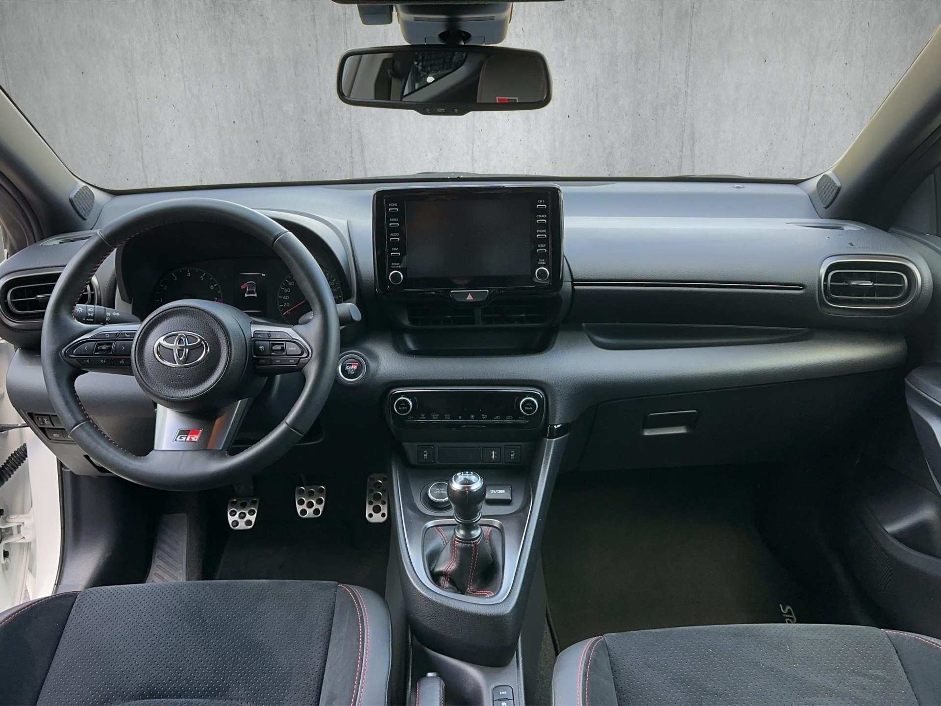 TOYOTA GR Yaris 1.6 Turbo Sport 4x4-image-7