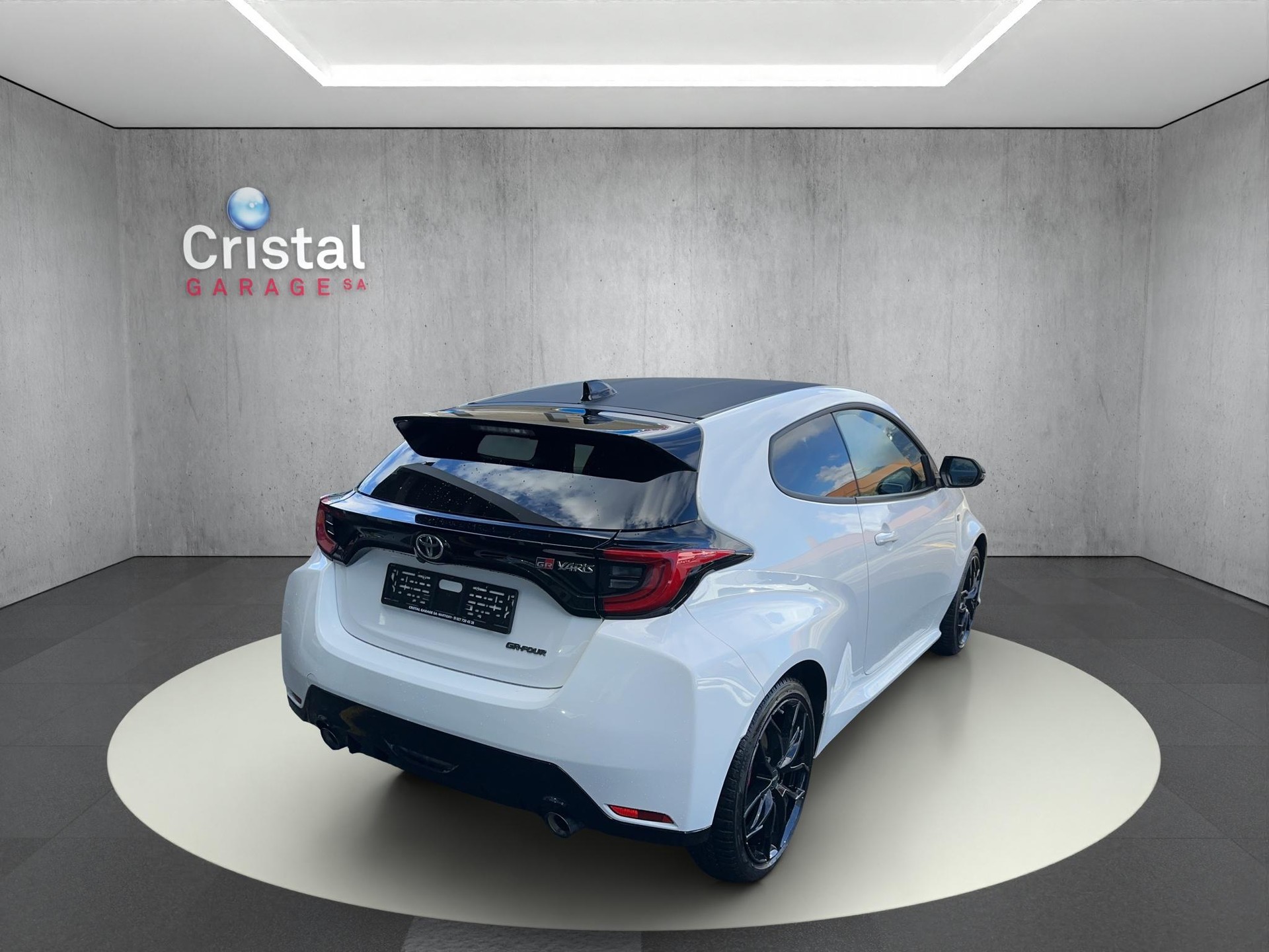 TOYOTA GR Yaris 1.6 Turbo Sport 4x4-image-3