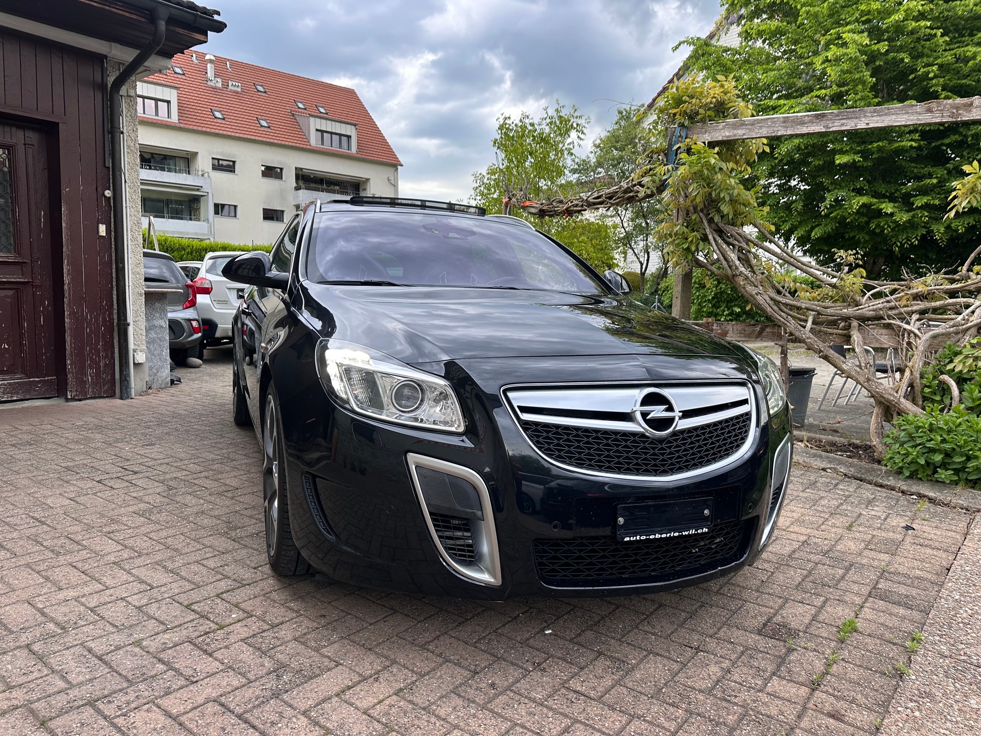 OPEL Insignia Sports Tourer 2.8 Turbo OPC 4WD Automatic-image-1