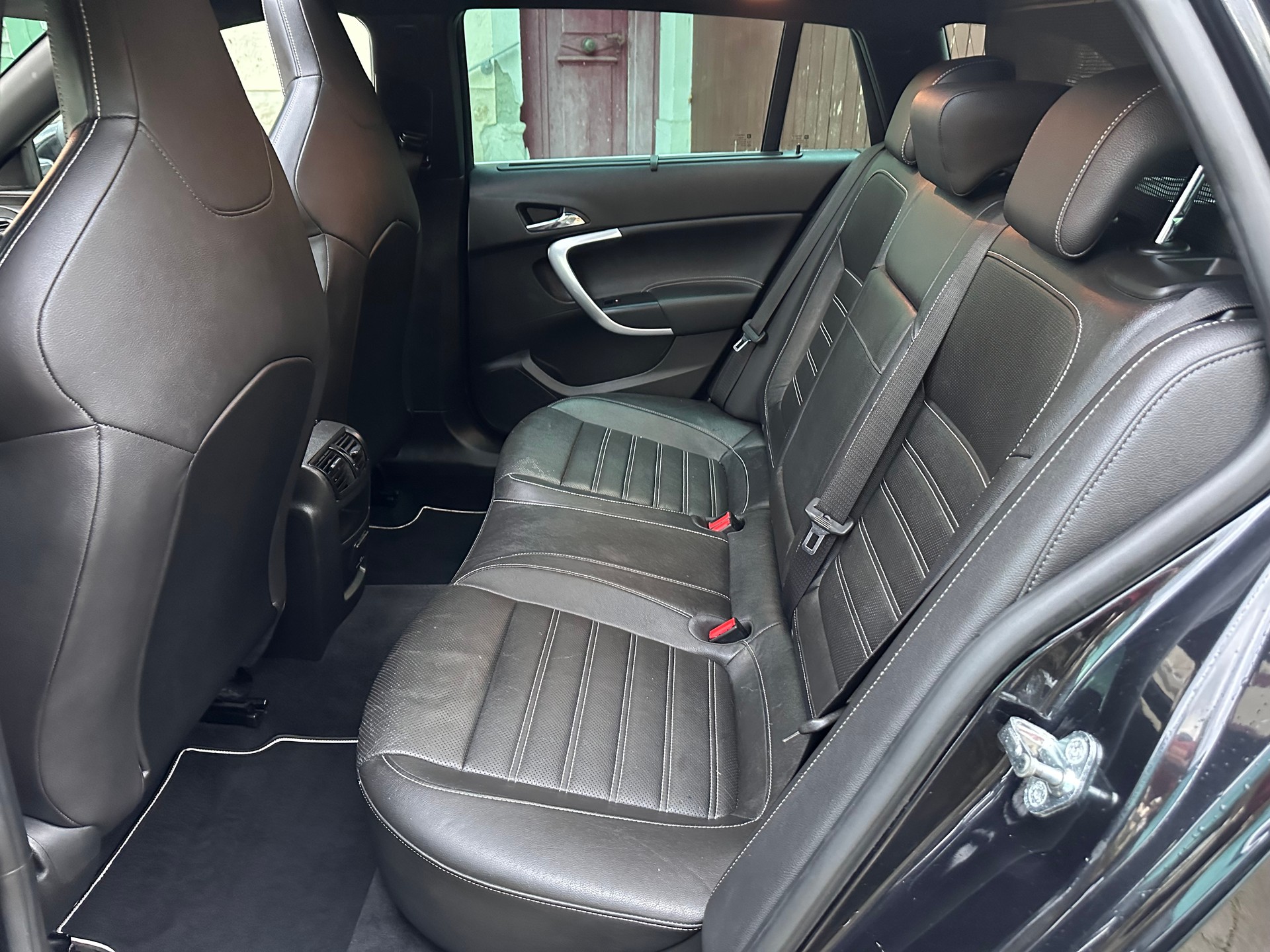 OPEL Insignia Sports Tourer 2.8 Turbo OPC 4WD Automatic-image-6