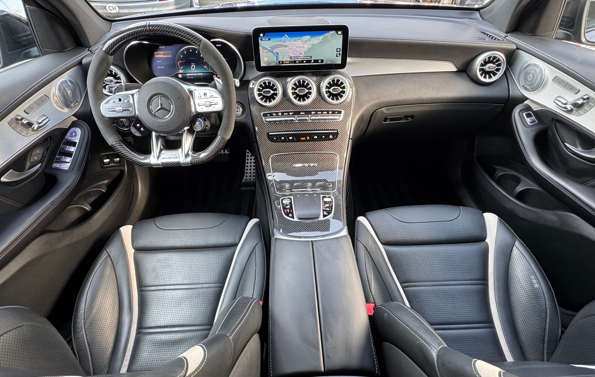 MERCEDES-BENZ GLC Coupé 63 S AMG 4Matic 9G-Tronic-image-11