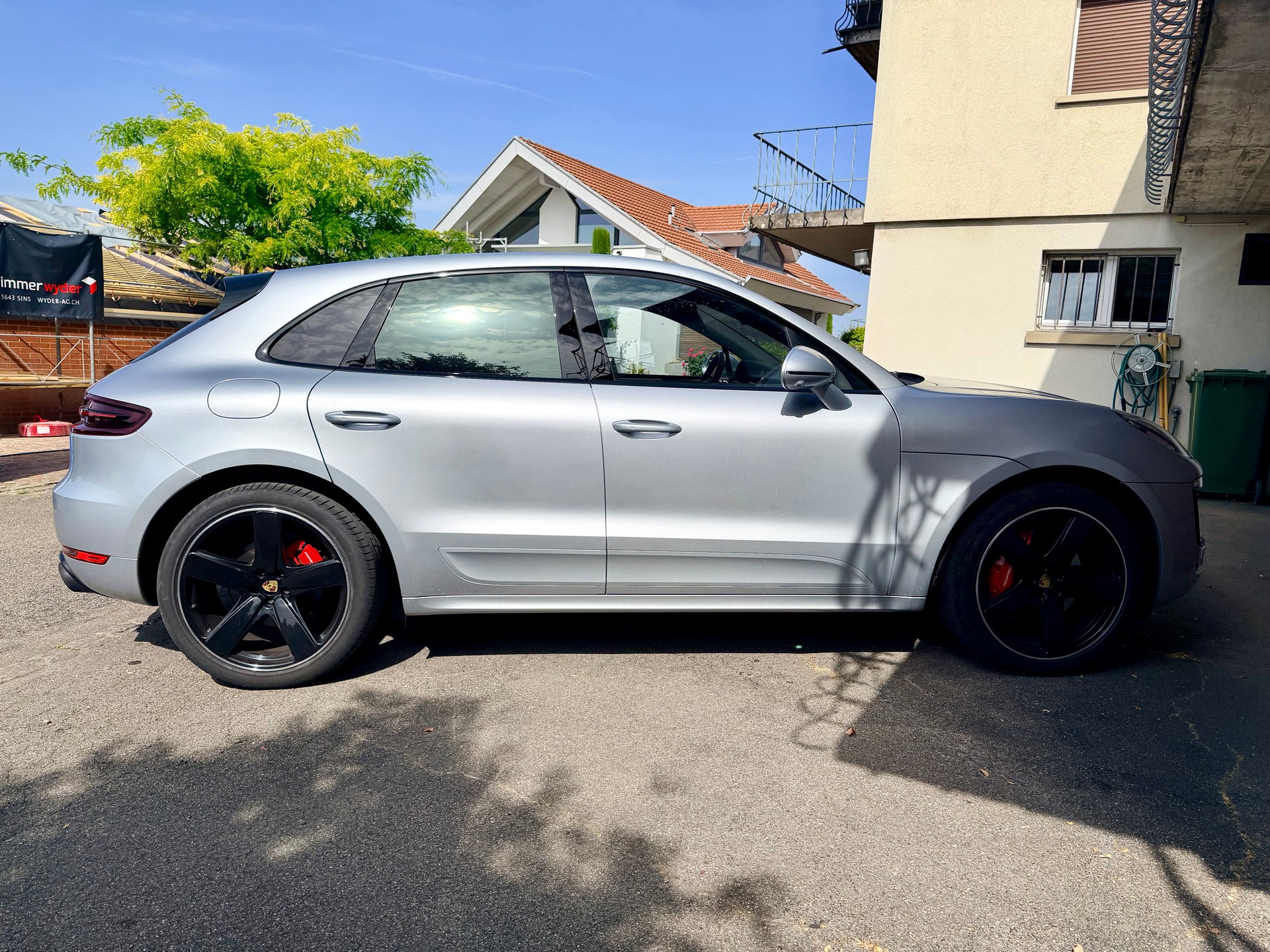 PORSCHE Macan GTS PDK-image-4