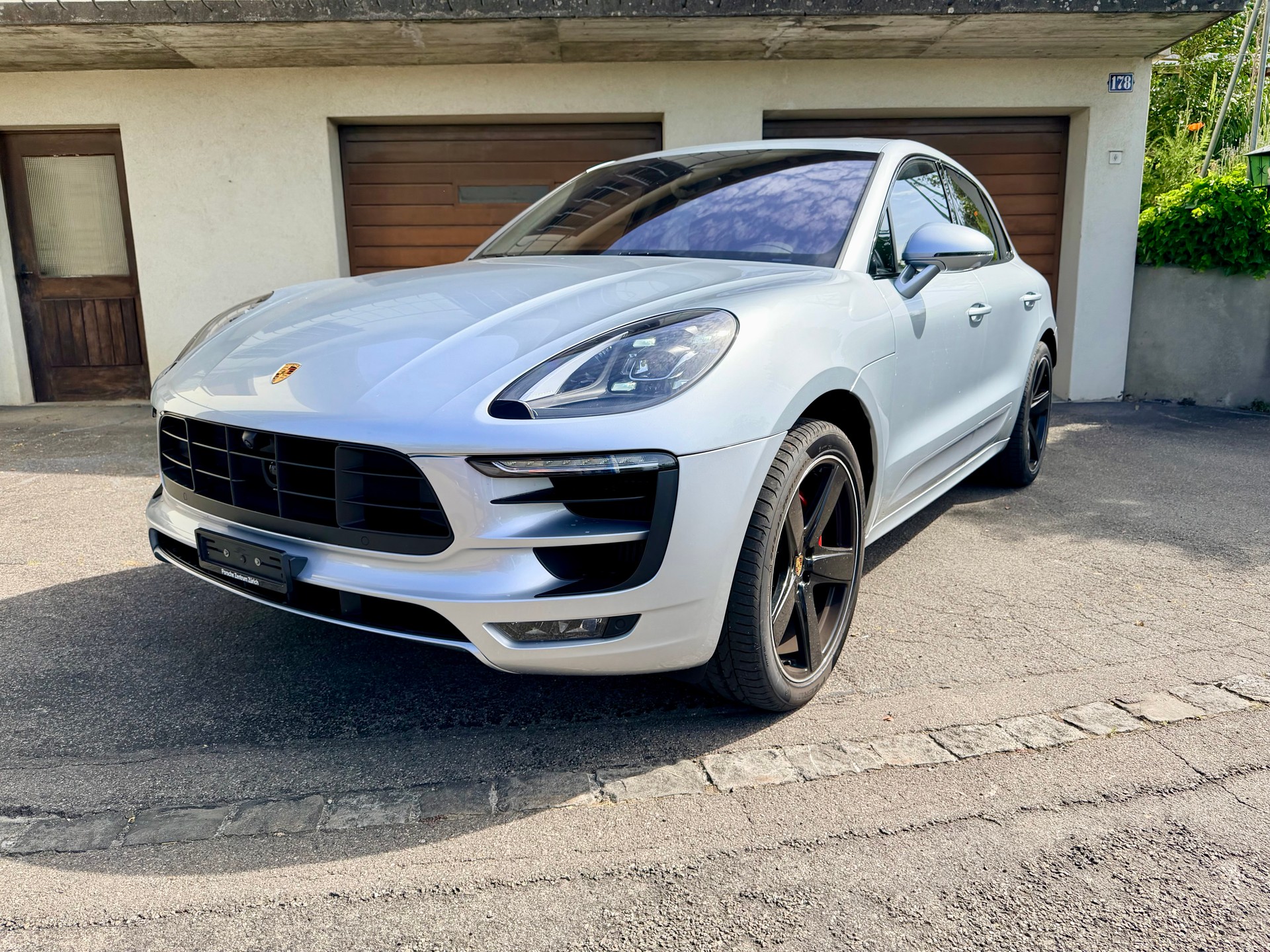 PORSCHE Macan GTS PDK-image-7