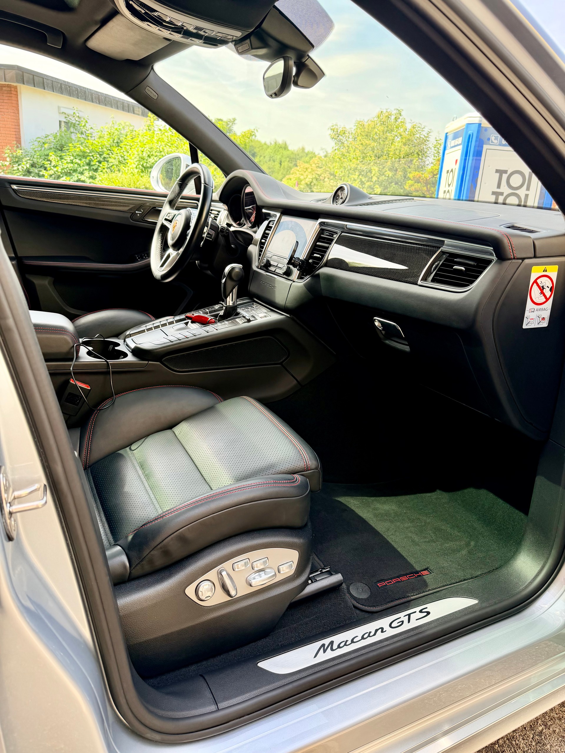 PORSCHE Macan GTS PDK-image-12