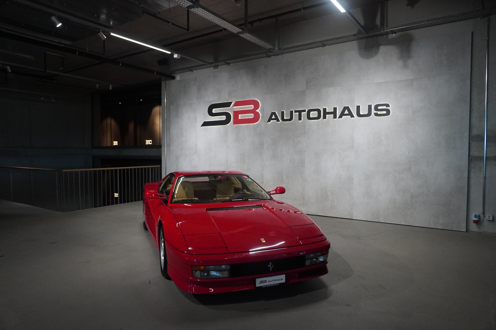 FERRARI Testarossa-image-1