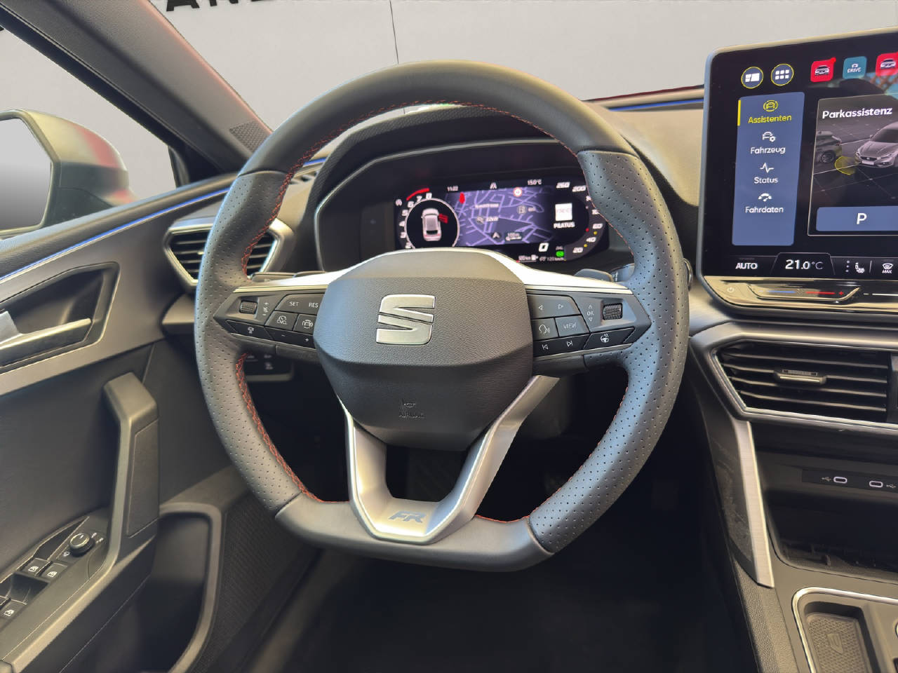 SEAT Leon 1.5 eTSI 150 FR DSG-image-10