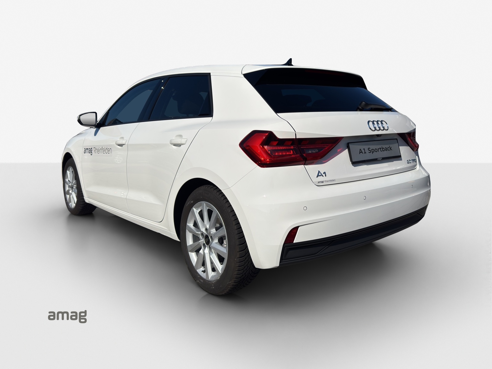 AUDI A1 Sportback 30 TFSI Attraction S-tronic-image-2