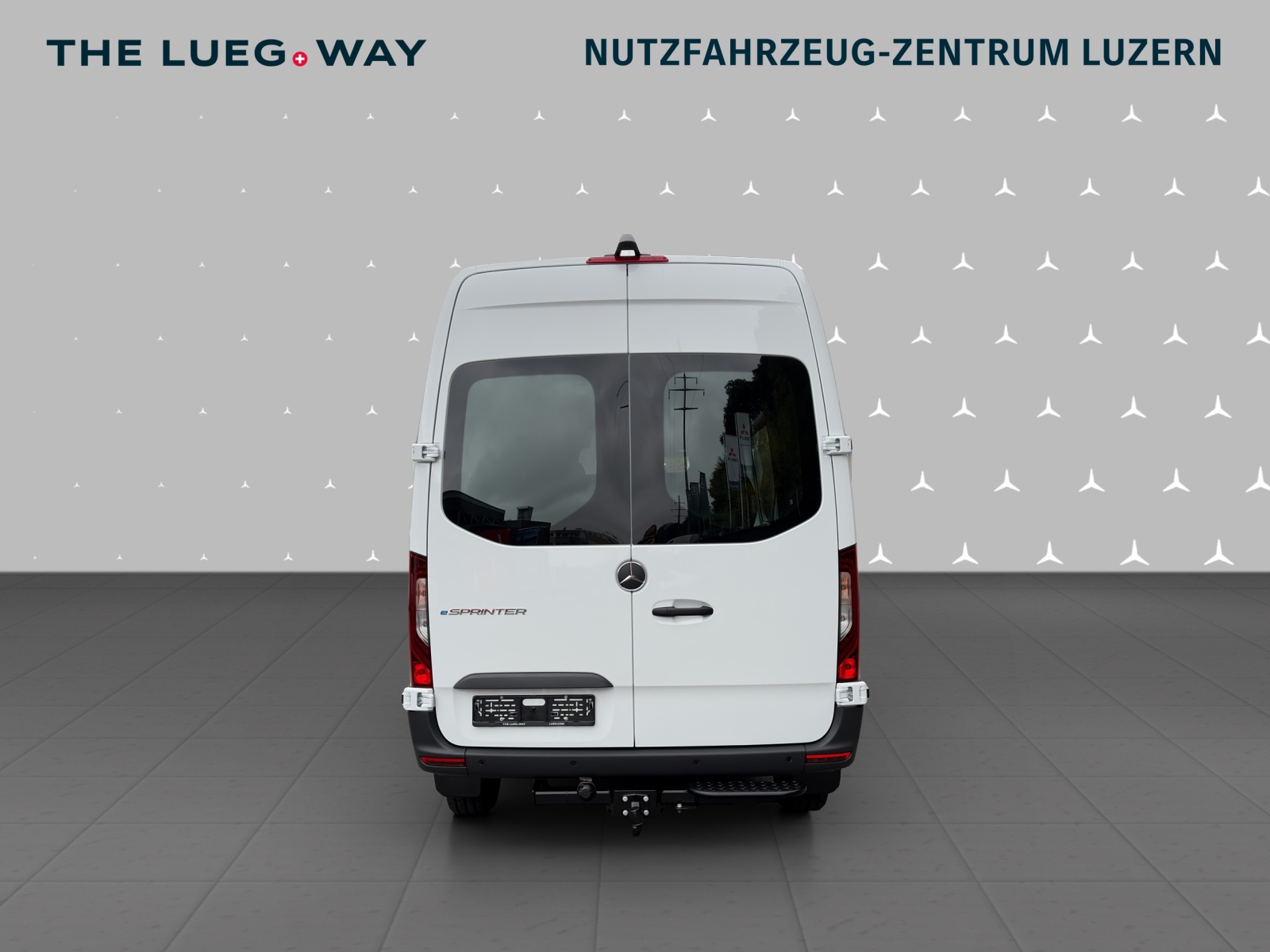 MERCEDES-BENZ eSprinter 320 81kWh Standard Pro WORKER-image-6
