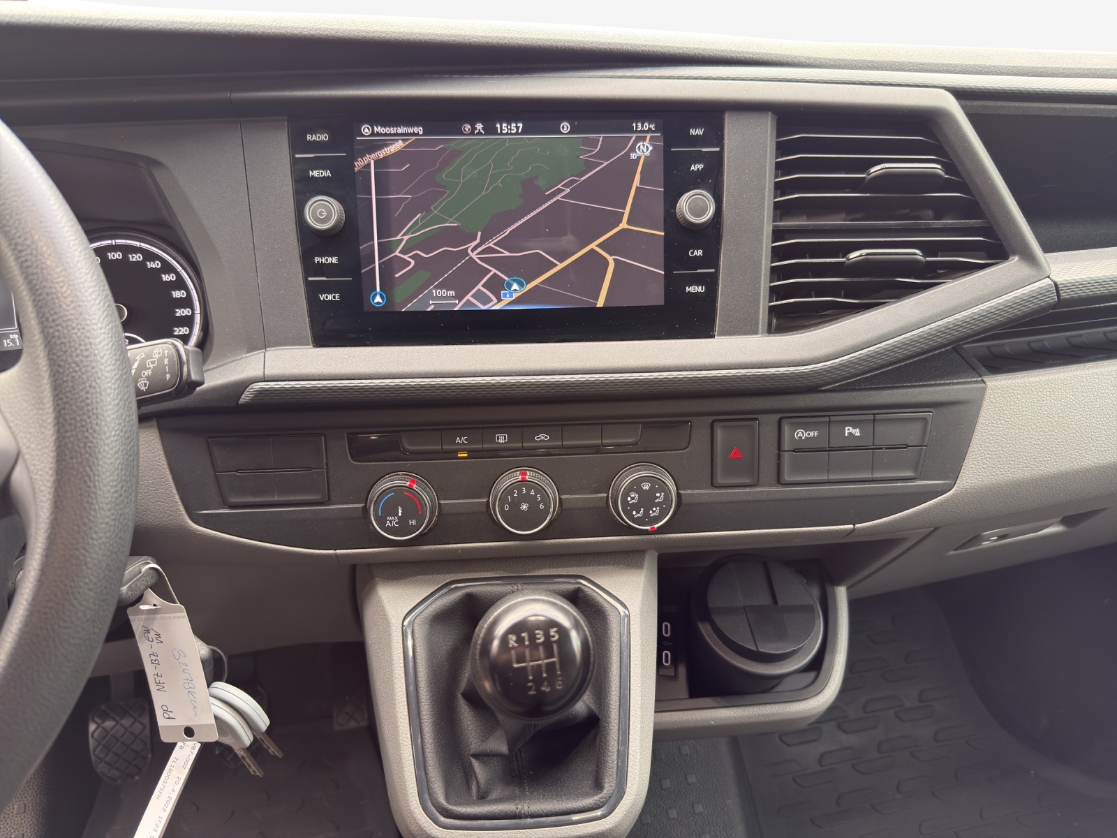 VW T6.1 2.0 TDI 4Motion-image-11