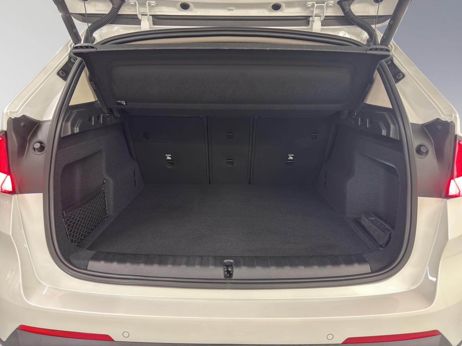 BMW X1 sDrive 18d-image-9