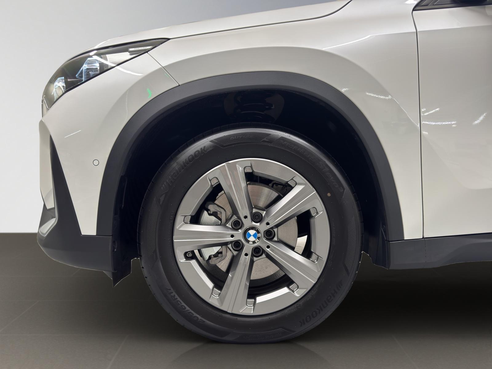 BMW X1 sDrive 18d-image-8