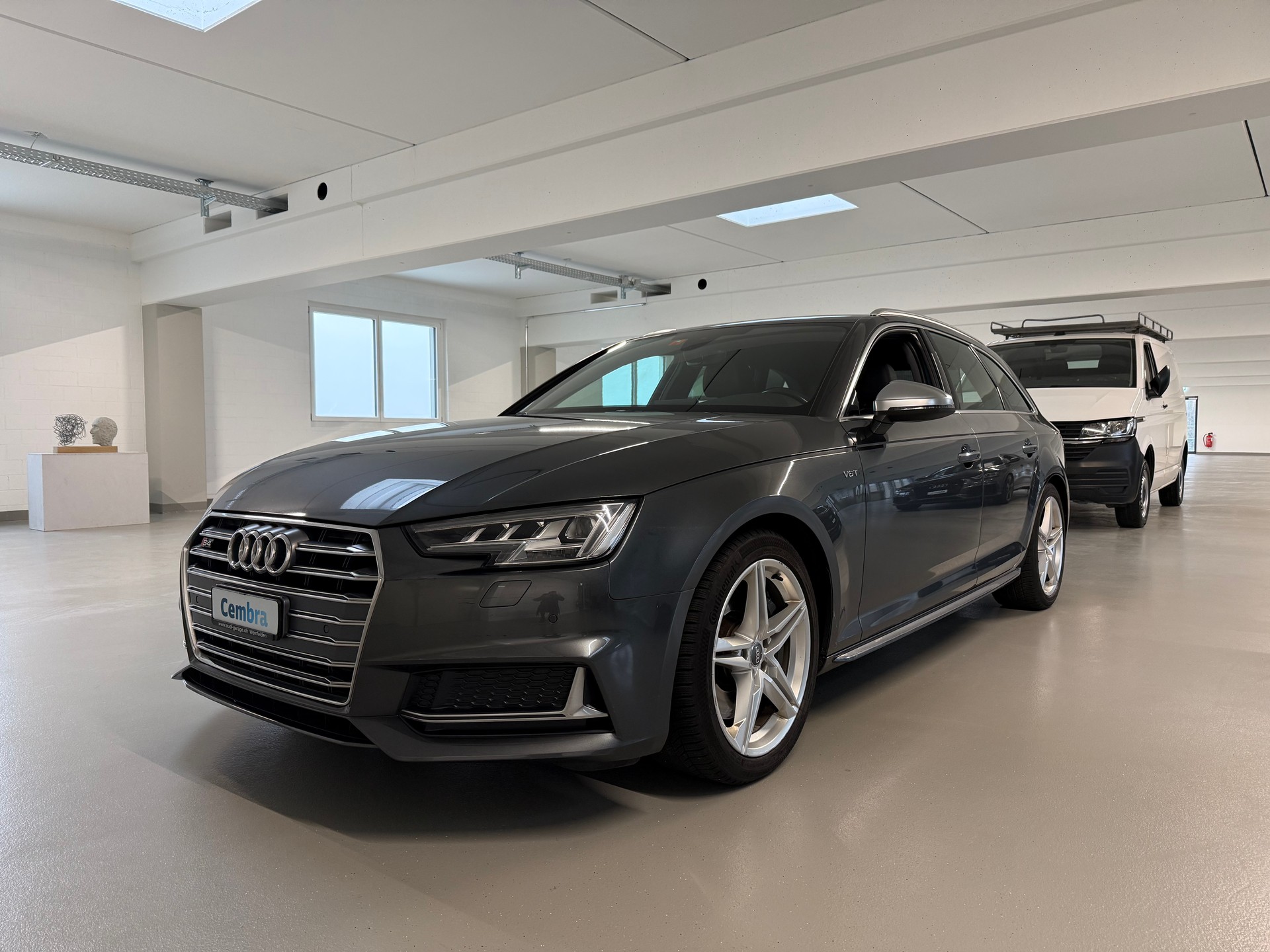 AUDI S4 Avant 3.0 TFSI quattro tiptronic-image-0