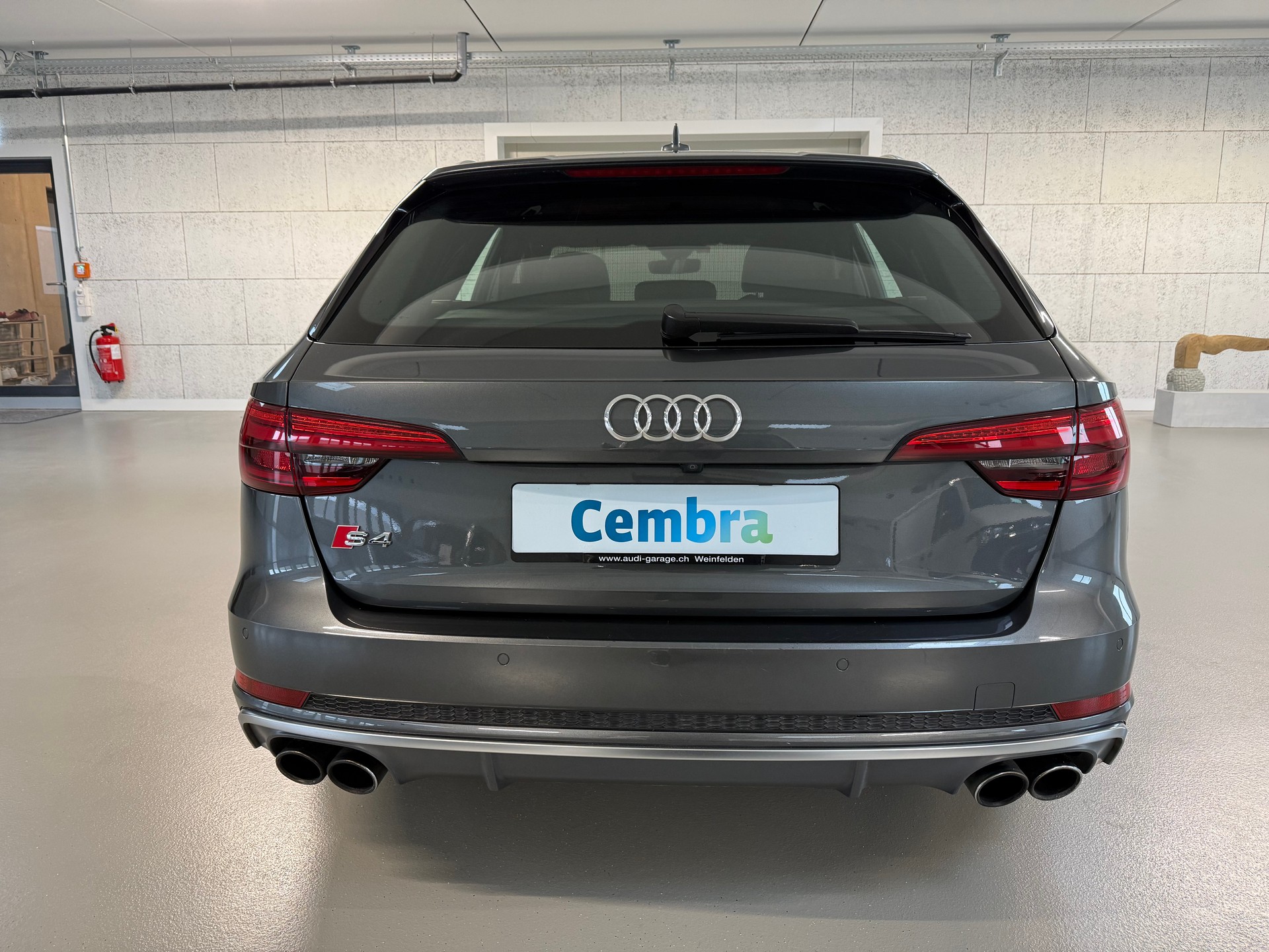 AUDI S4 Avant 3.0 TFSI quattro tiptronic-image-3