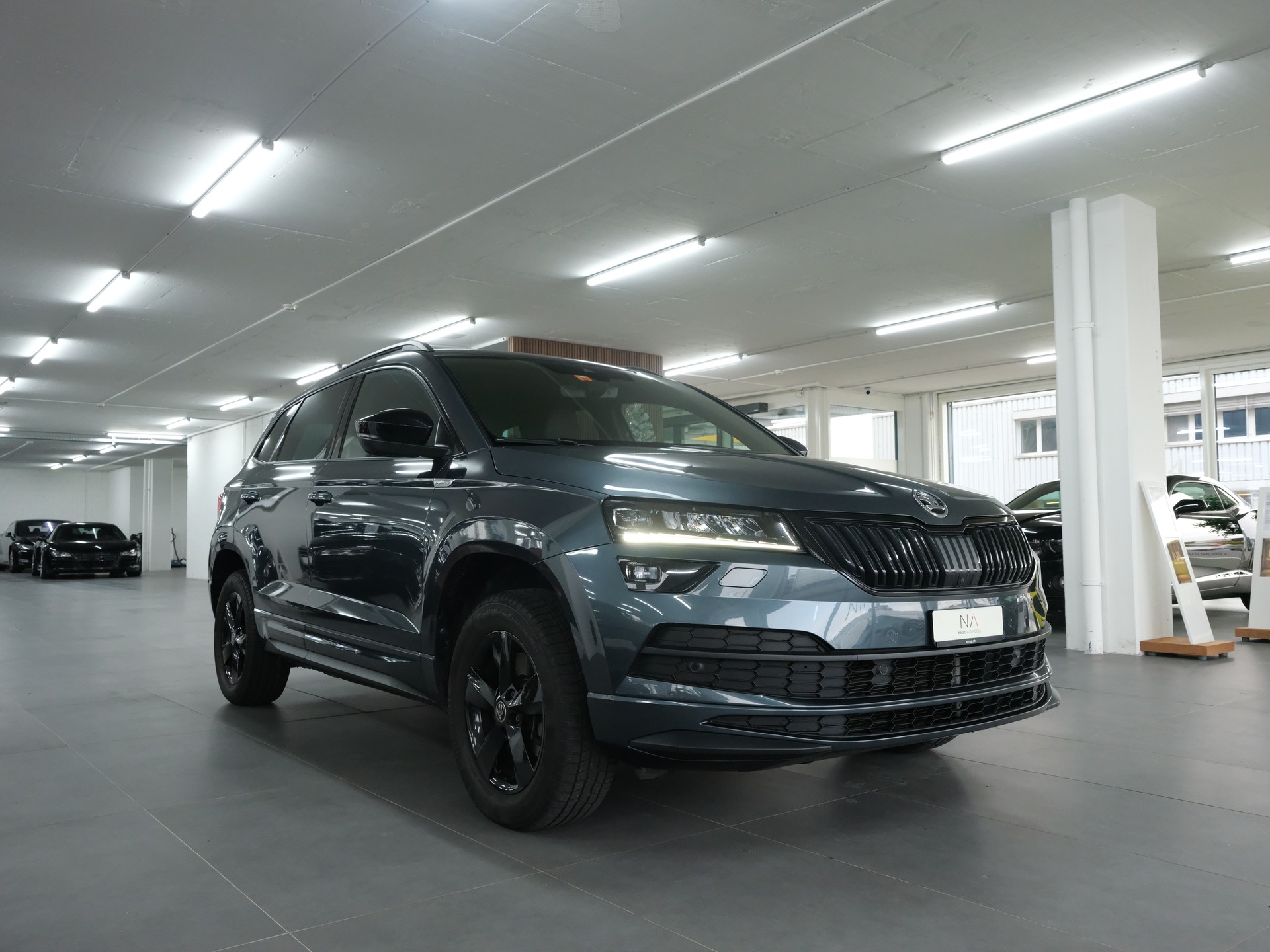SKODA Karoq 1.5 TSI ACT SportLine DSG *Panorama-Schiebedach*-image-1