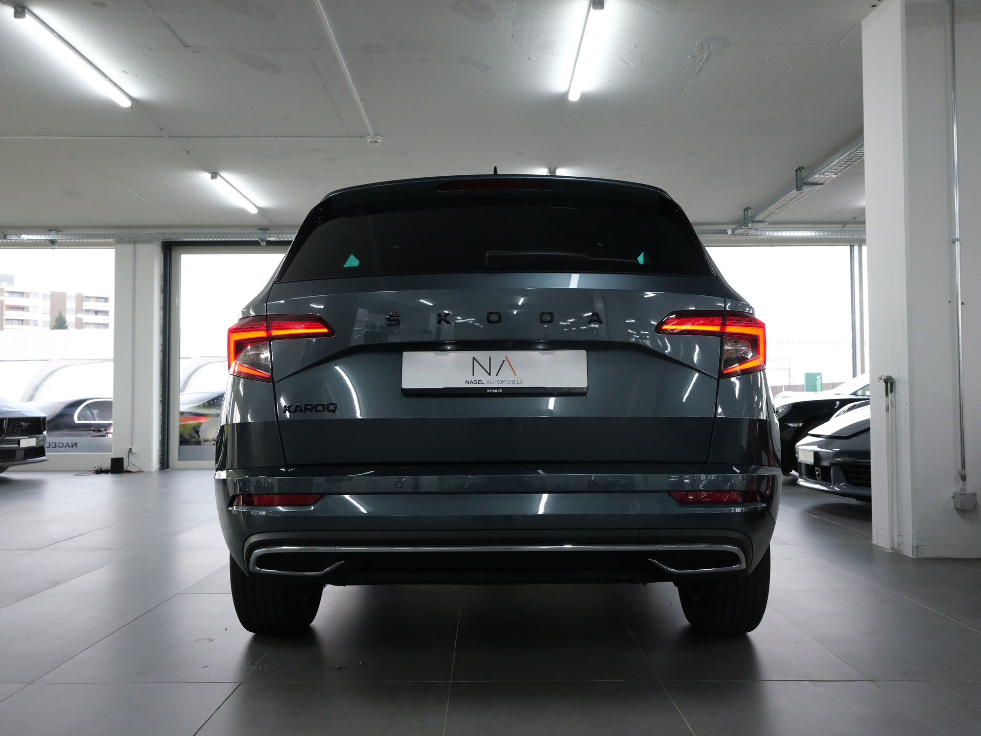SKODA Karoq 1.5 TSI ACT SportLine DSG *Panorama-Schiebedach*-image-5