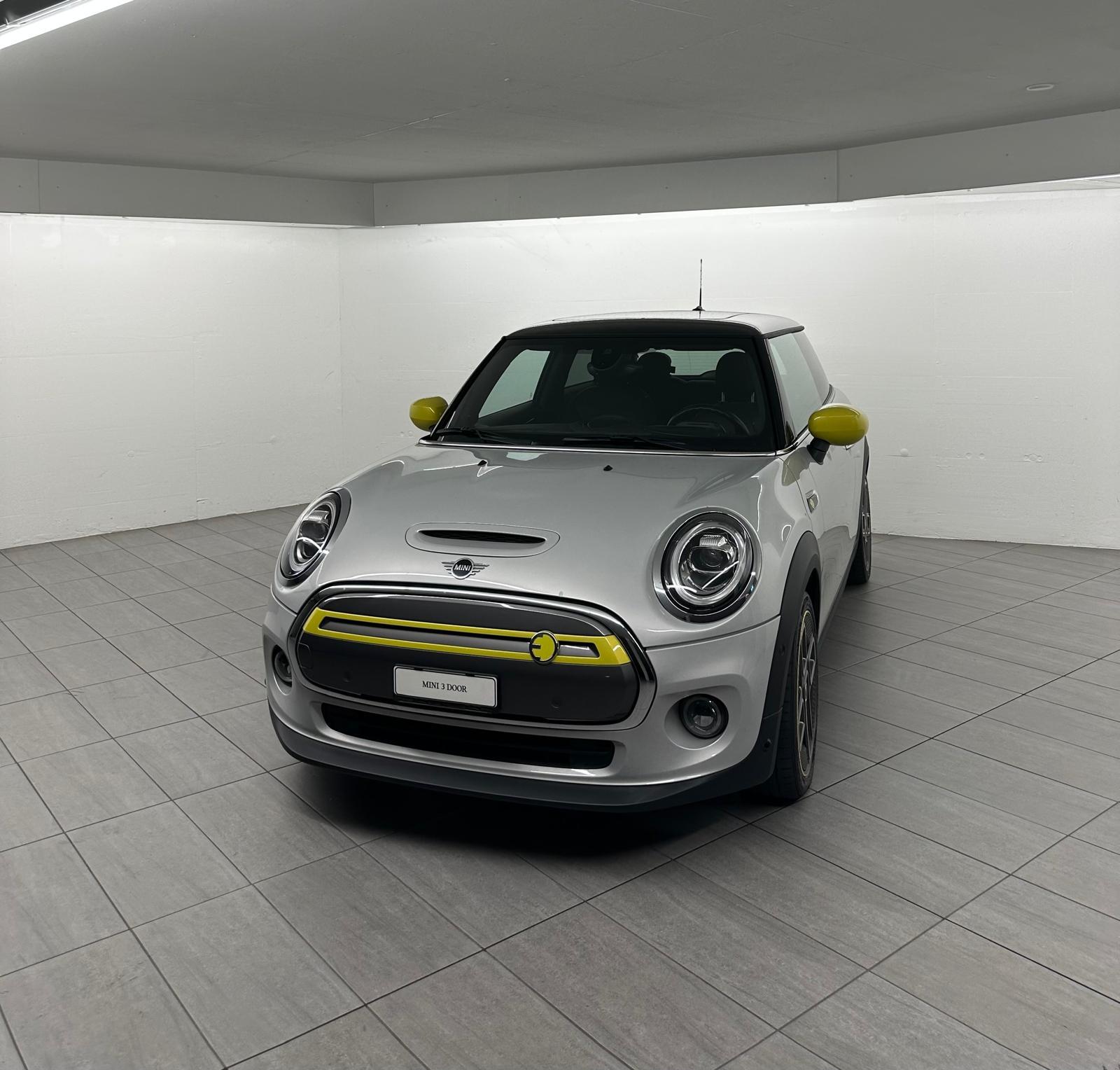 MINI F56 Cooper SE-image-0